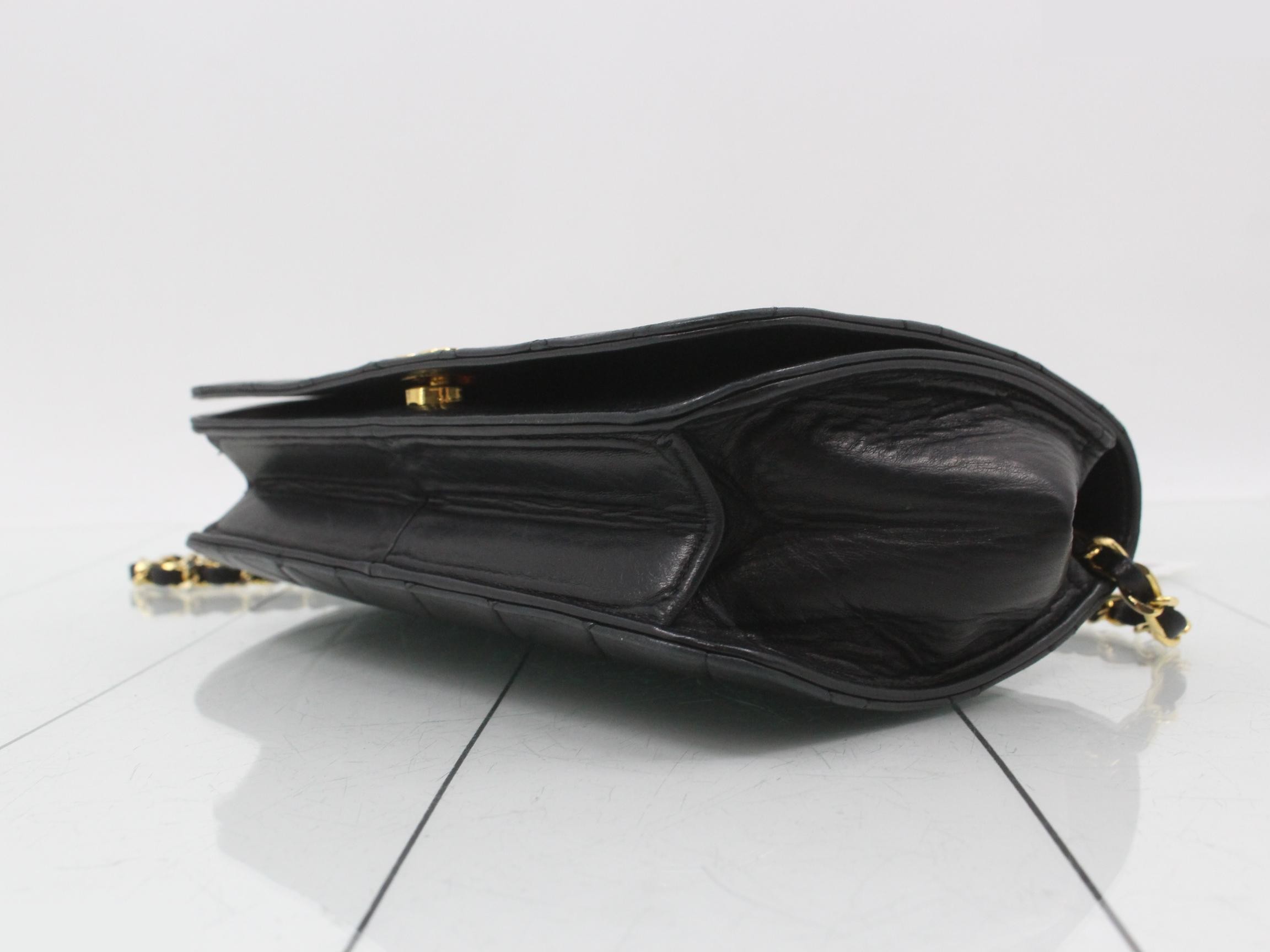 Matelassé Shoulder Bag — view 6