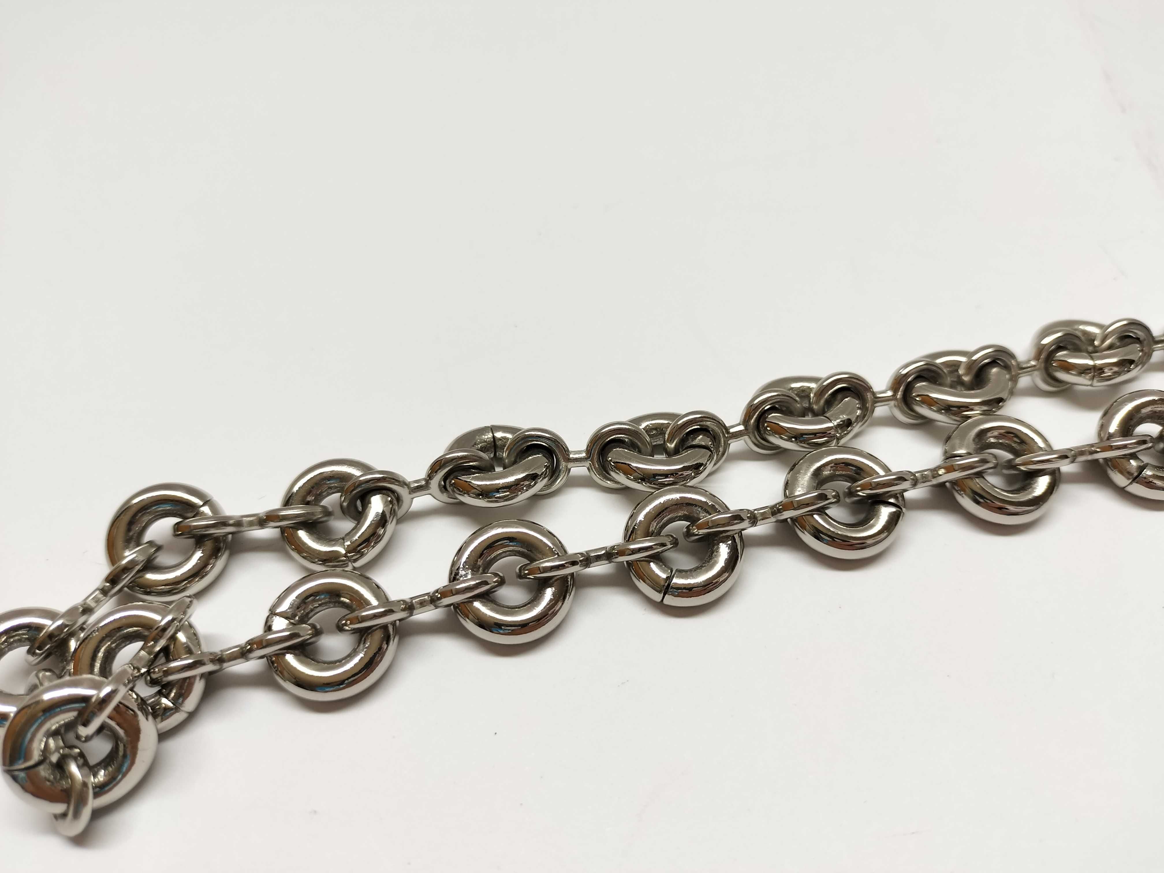 Donut Chain Necklace — view 5