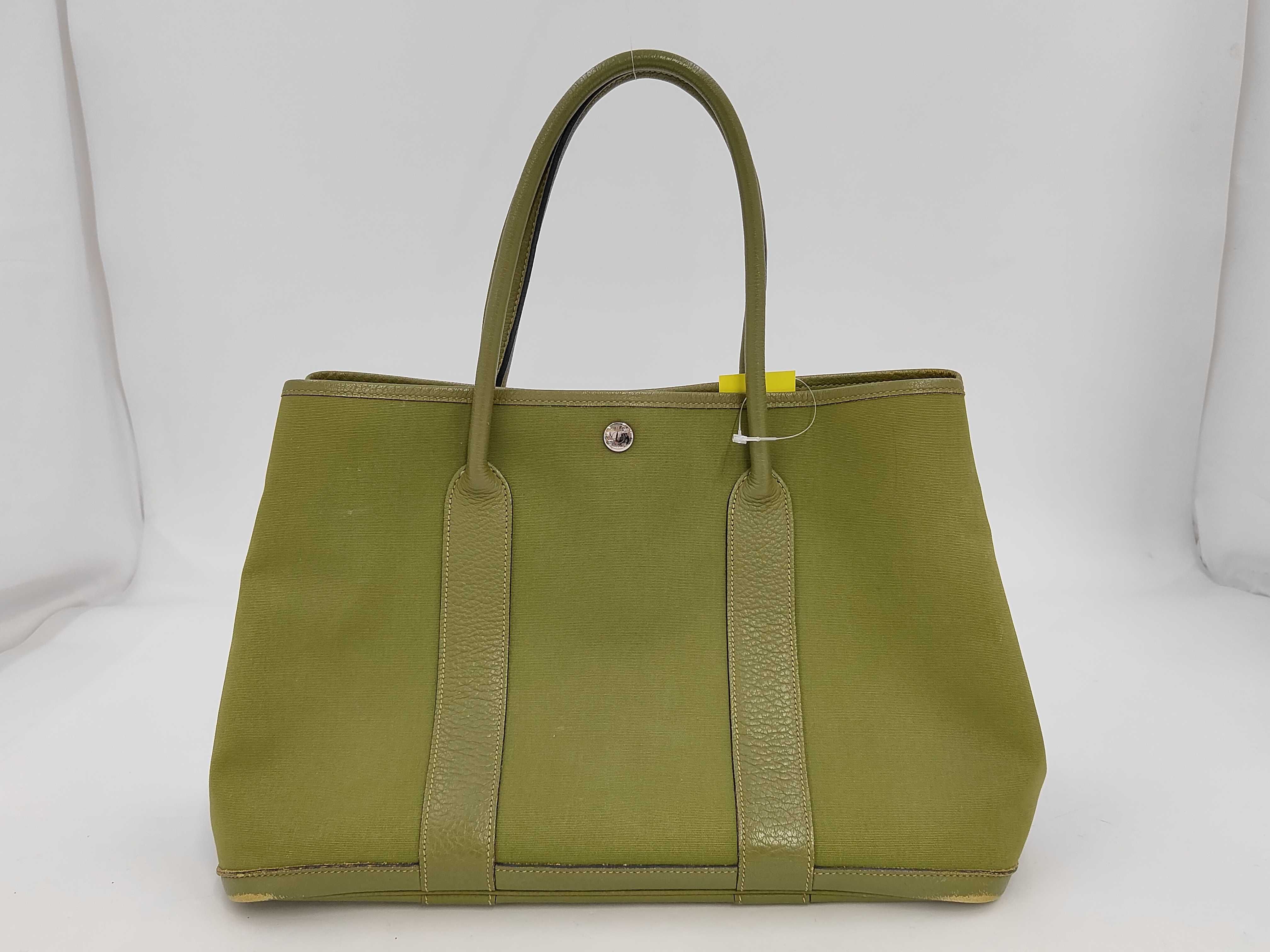 Garden Party 36 Anise Green Tote Bag