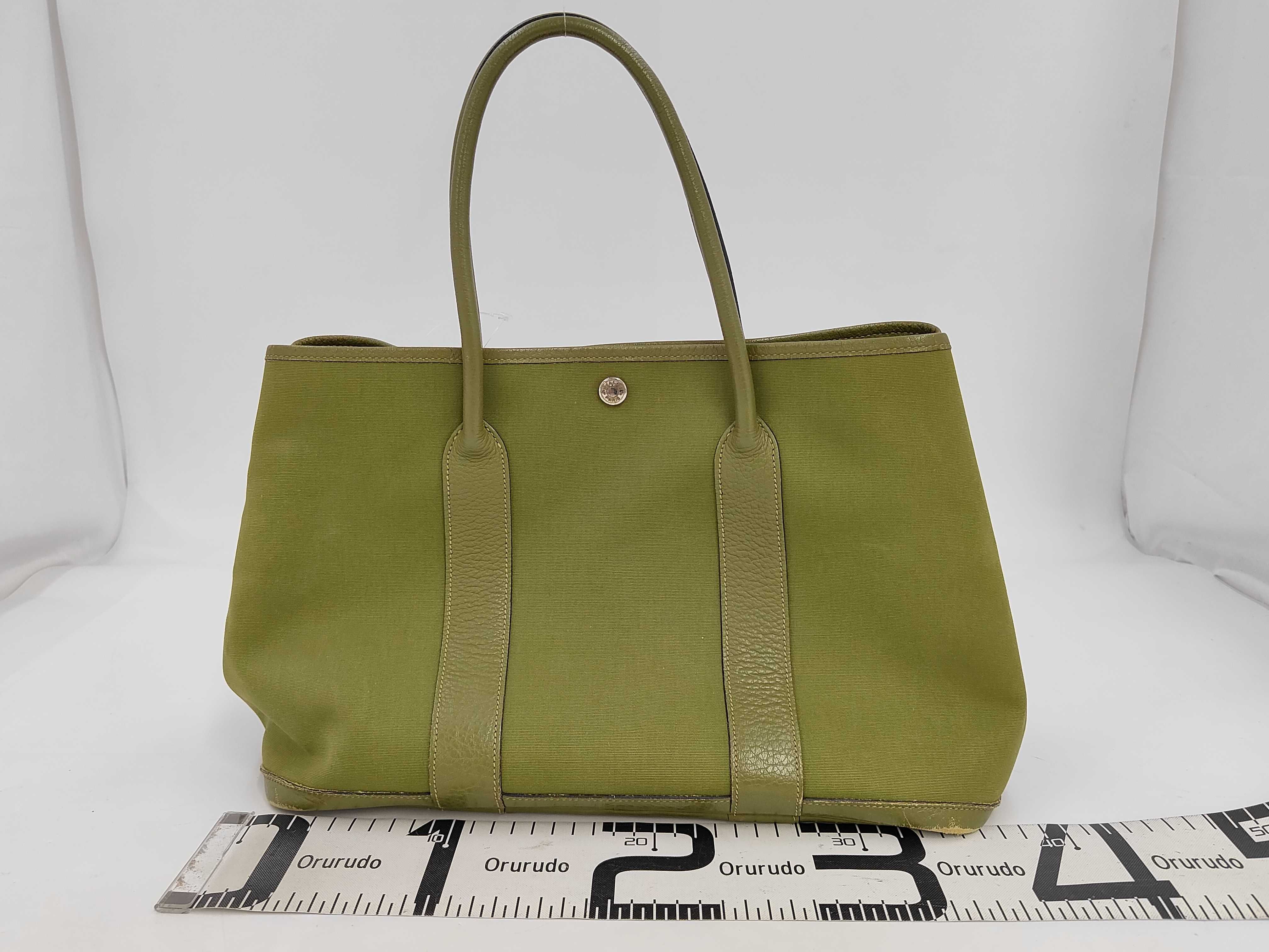 Garden Party 36 Anise Green Tote Bag — view 2