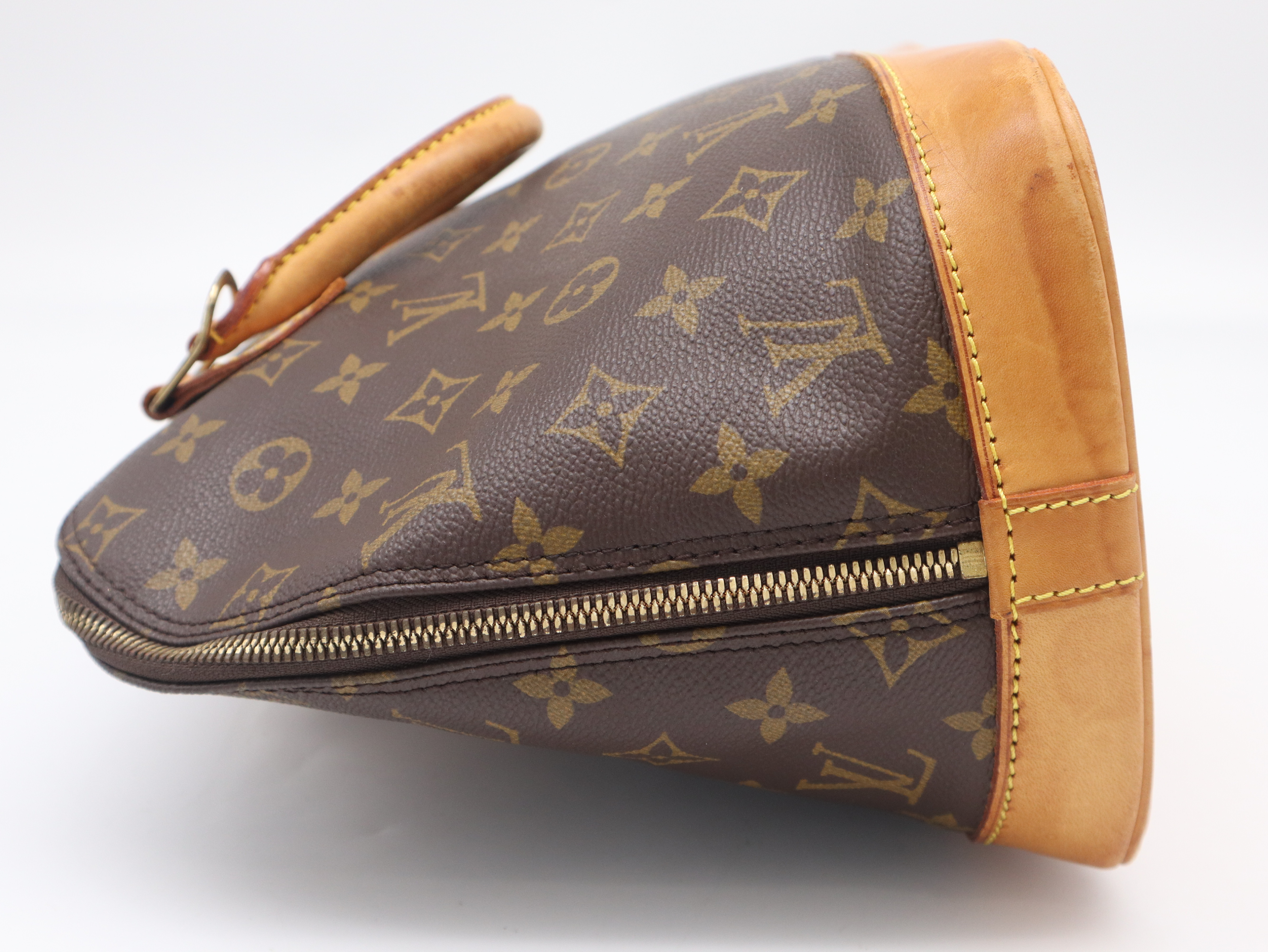 M51130 Monogram Alma (old model) handbag — view 3