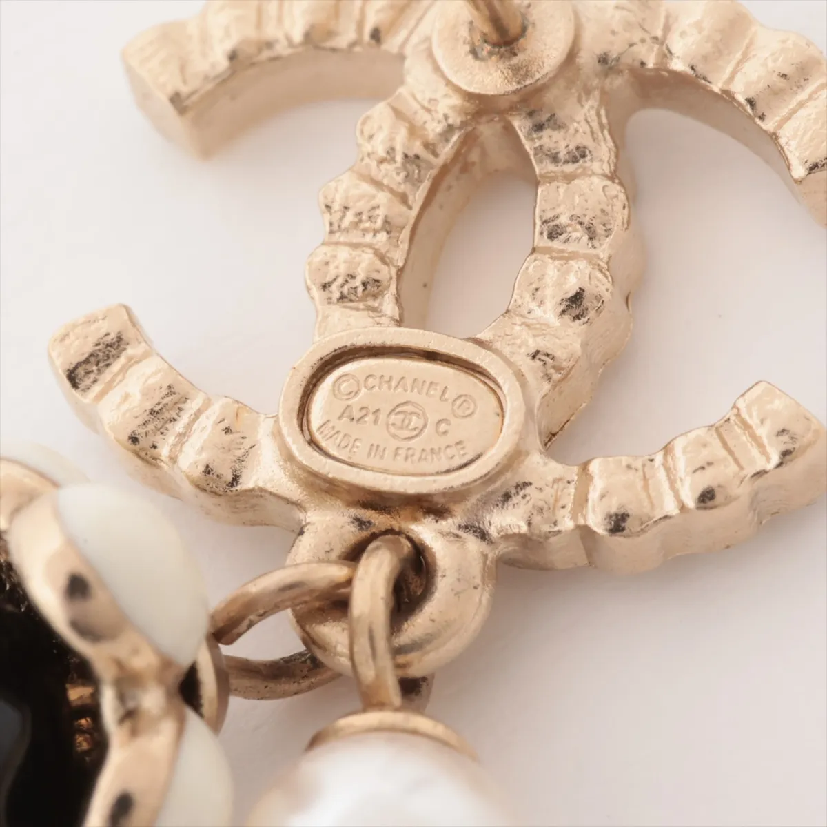 Coco Mark A21C Earrings (Pair) GP x Rhinestone x Faux Pearl Gold - — view 5
