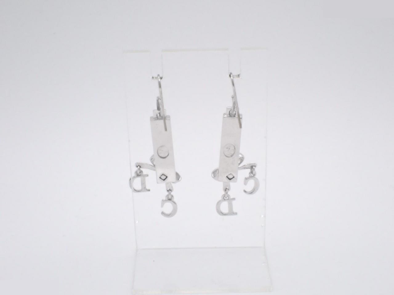 earrings — view 2