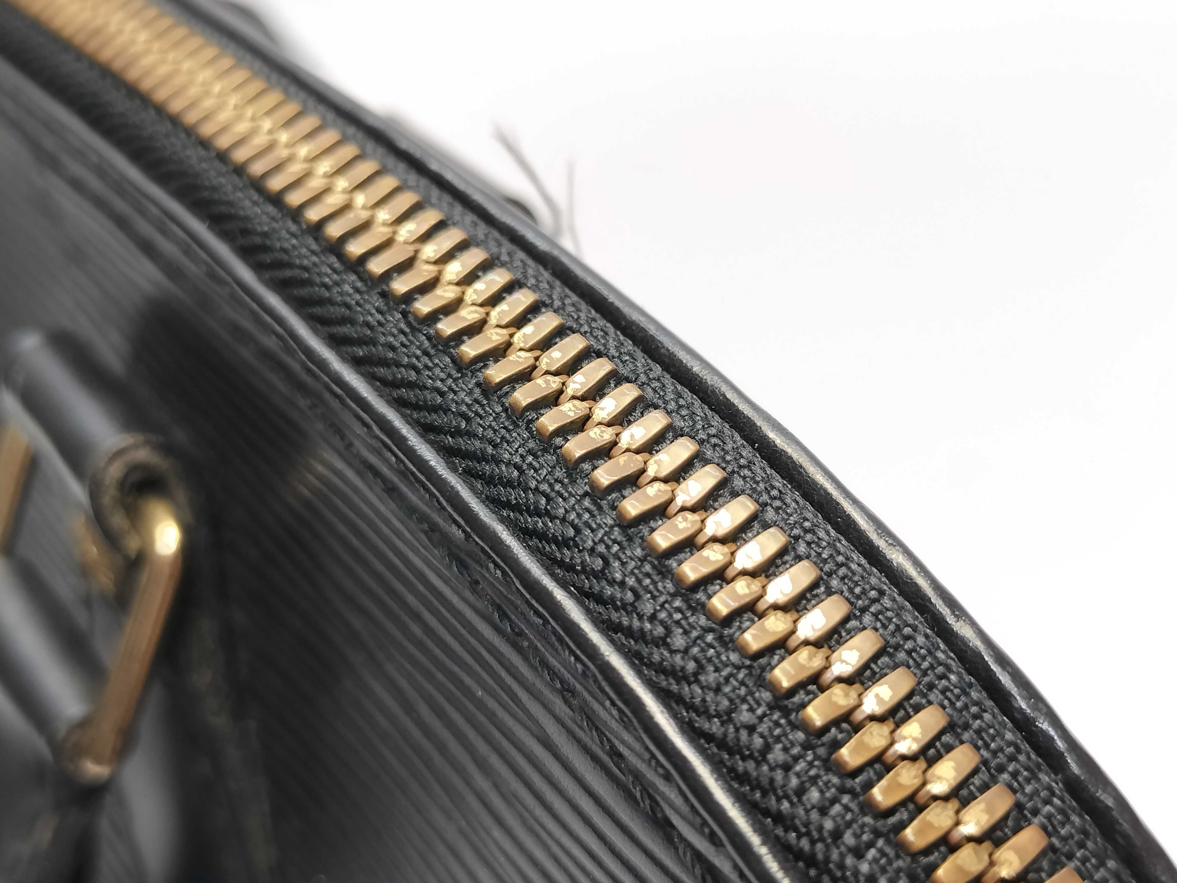 Epi M52142 Alma PM Handbag — view 15