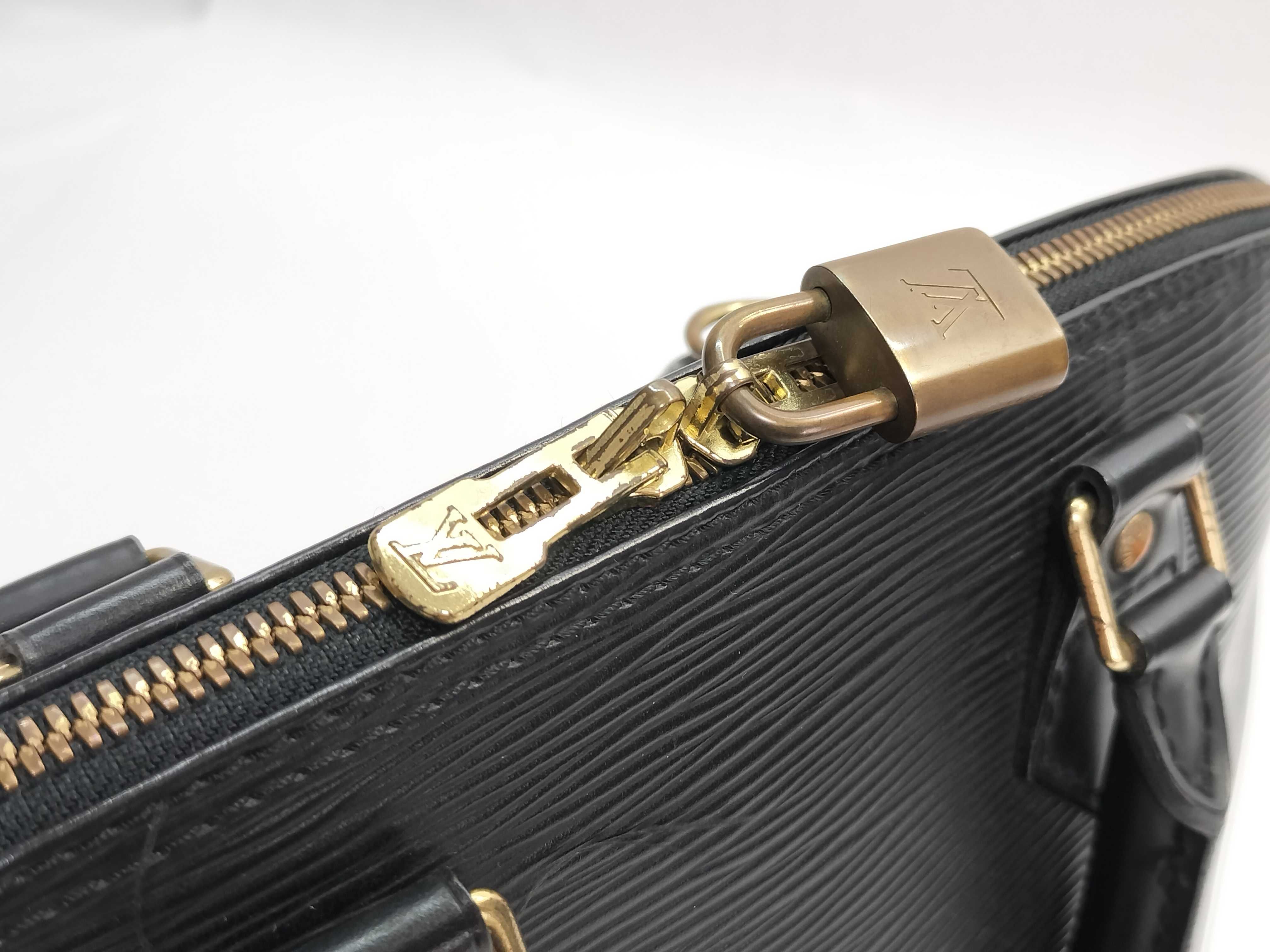 Epi M52142 Alma PM Handbag — view 8