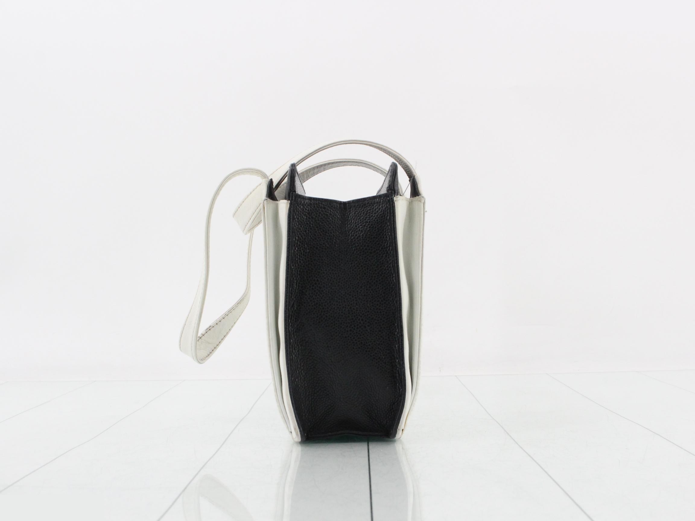 Caviar leather, 2.55 hardware, two-tone handbag — view 3