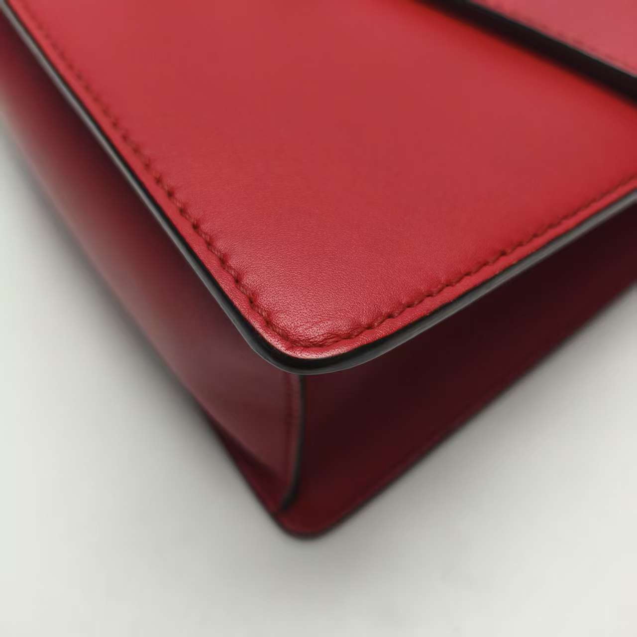 【*Shipped from China*】GUCCI Silvia Leather Shoulder Bag 421882 — view 8