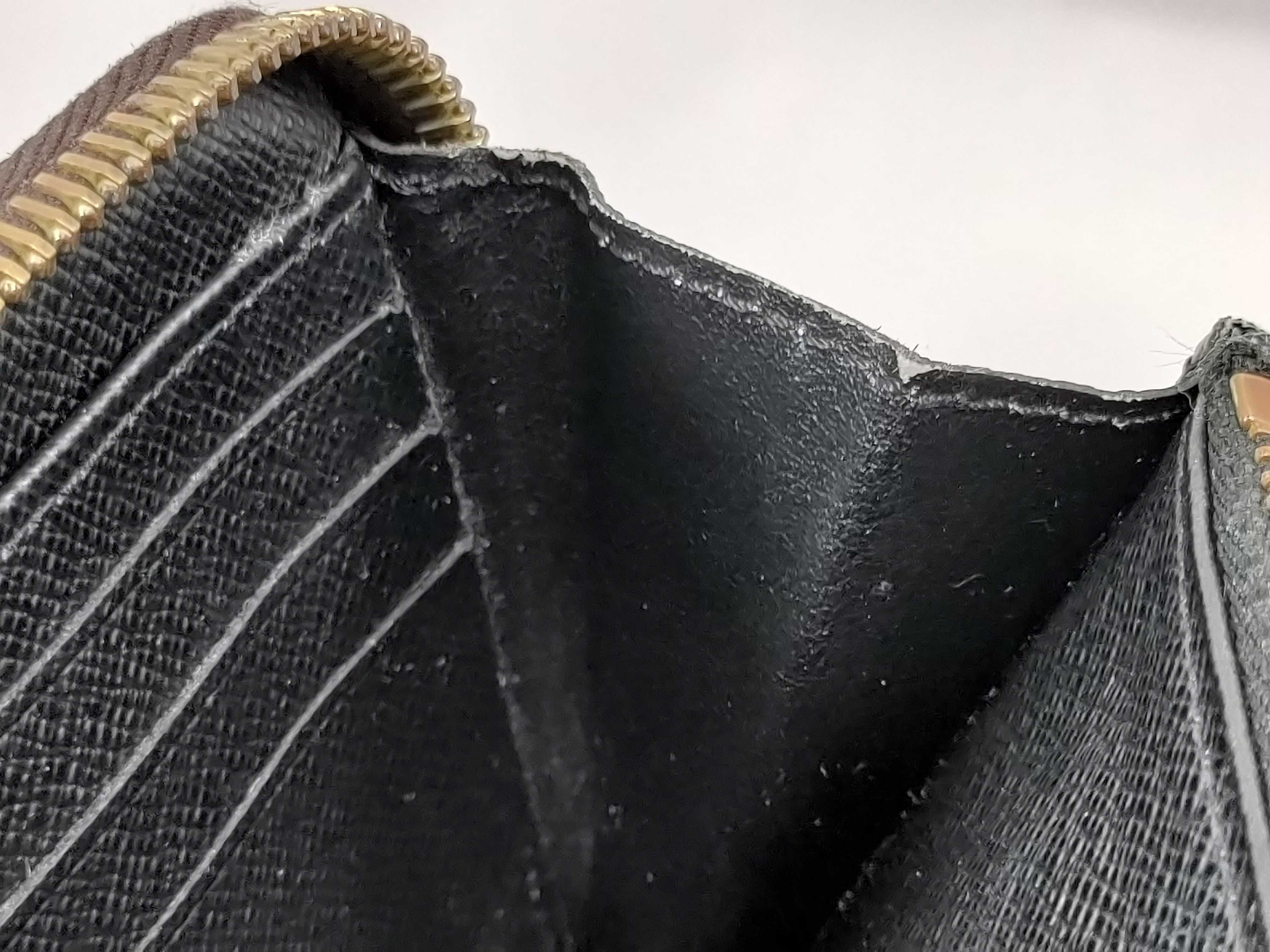 Giant Reverse Zippy Wallet M69353 — view 10