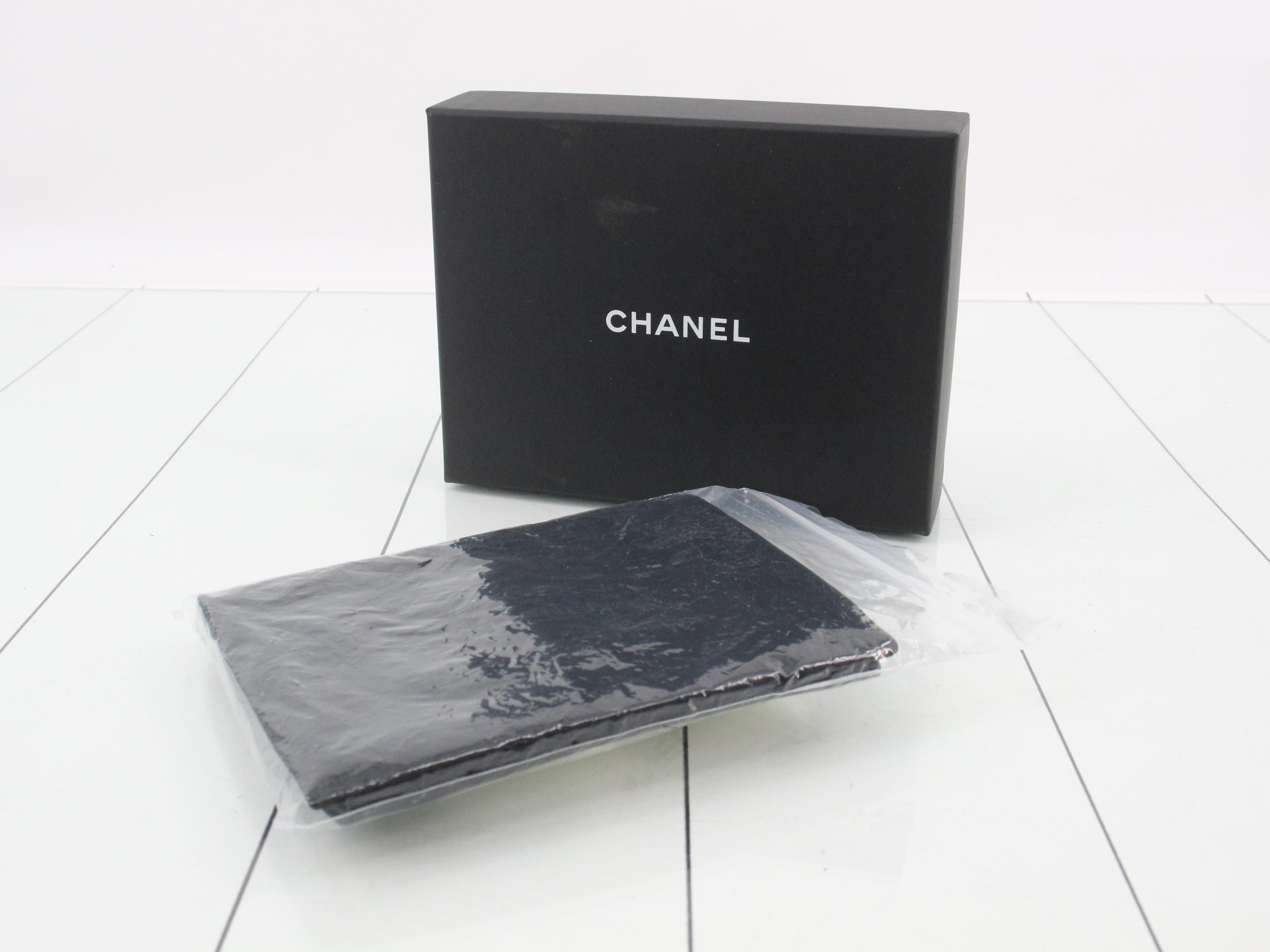 Lambskin wallet — view 5