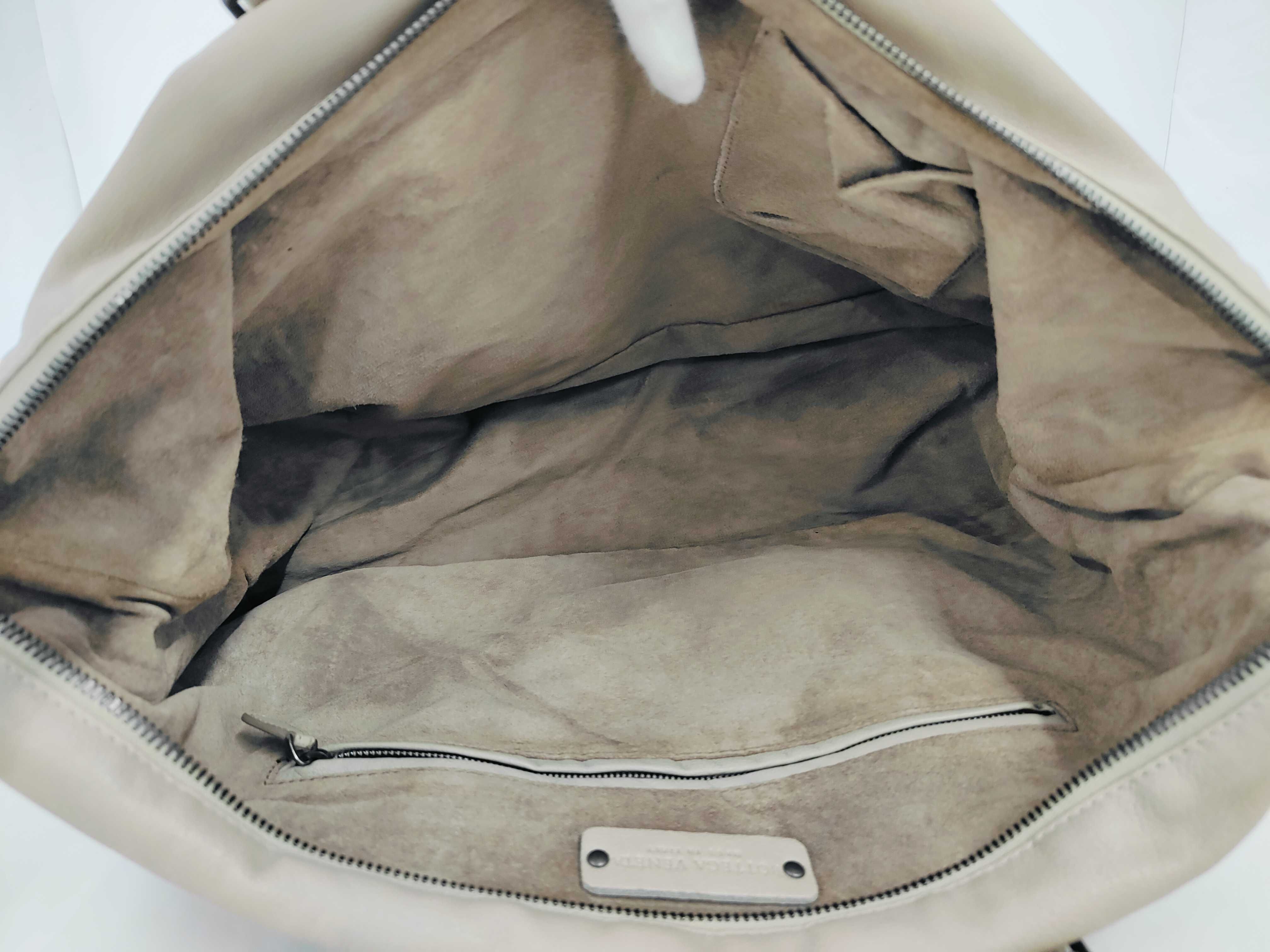 BV Bottega Veneta Beige Leather Handbag — view 8