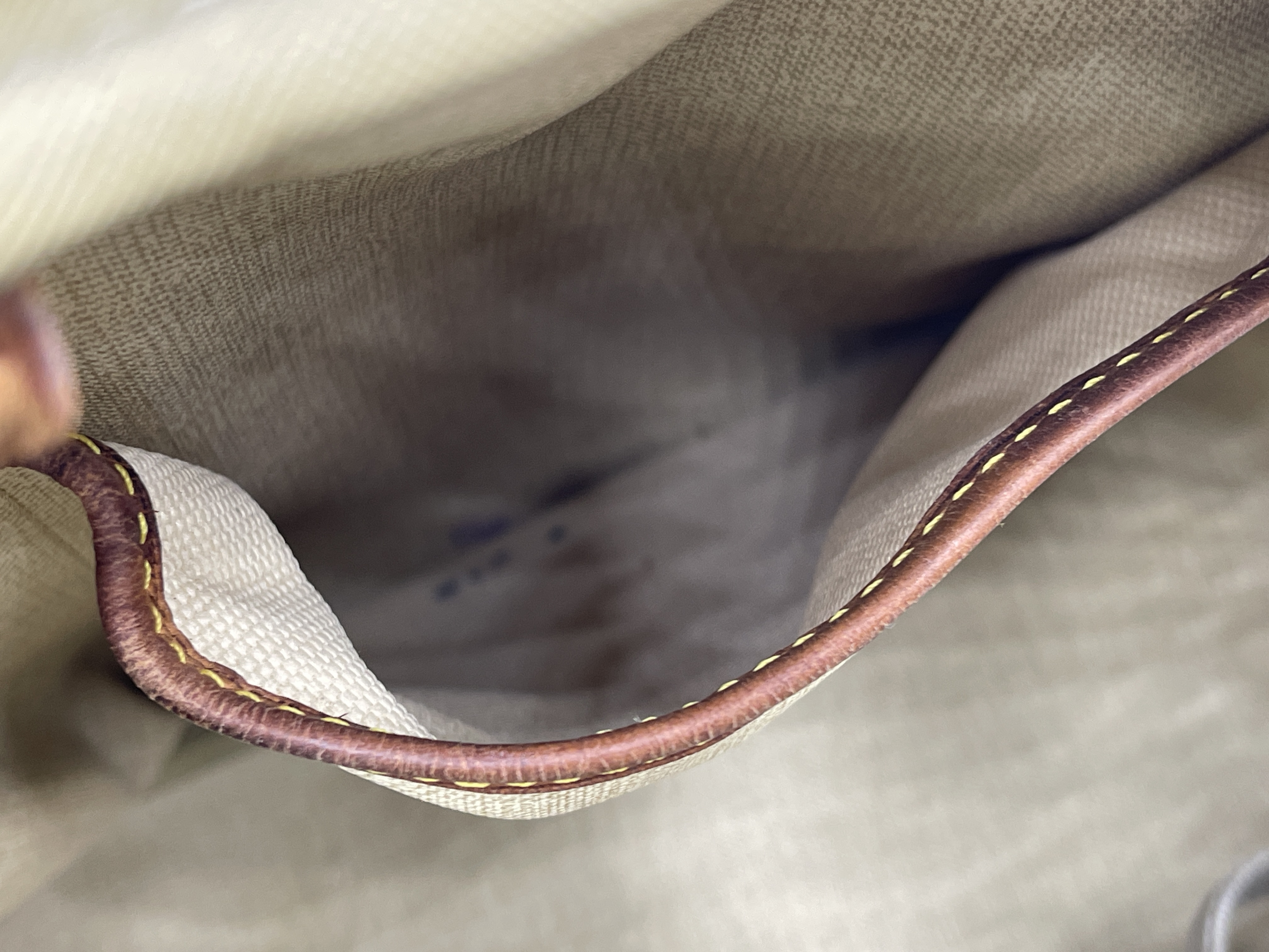 Monogram Deauville M47270 Handbag — view 9