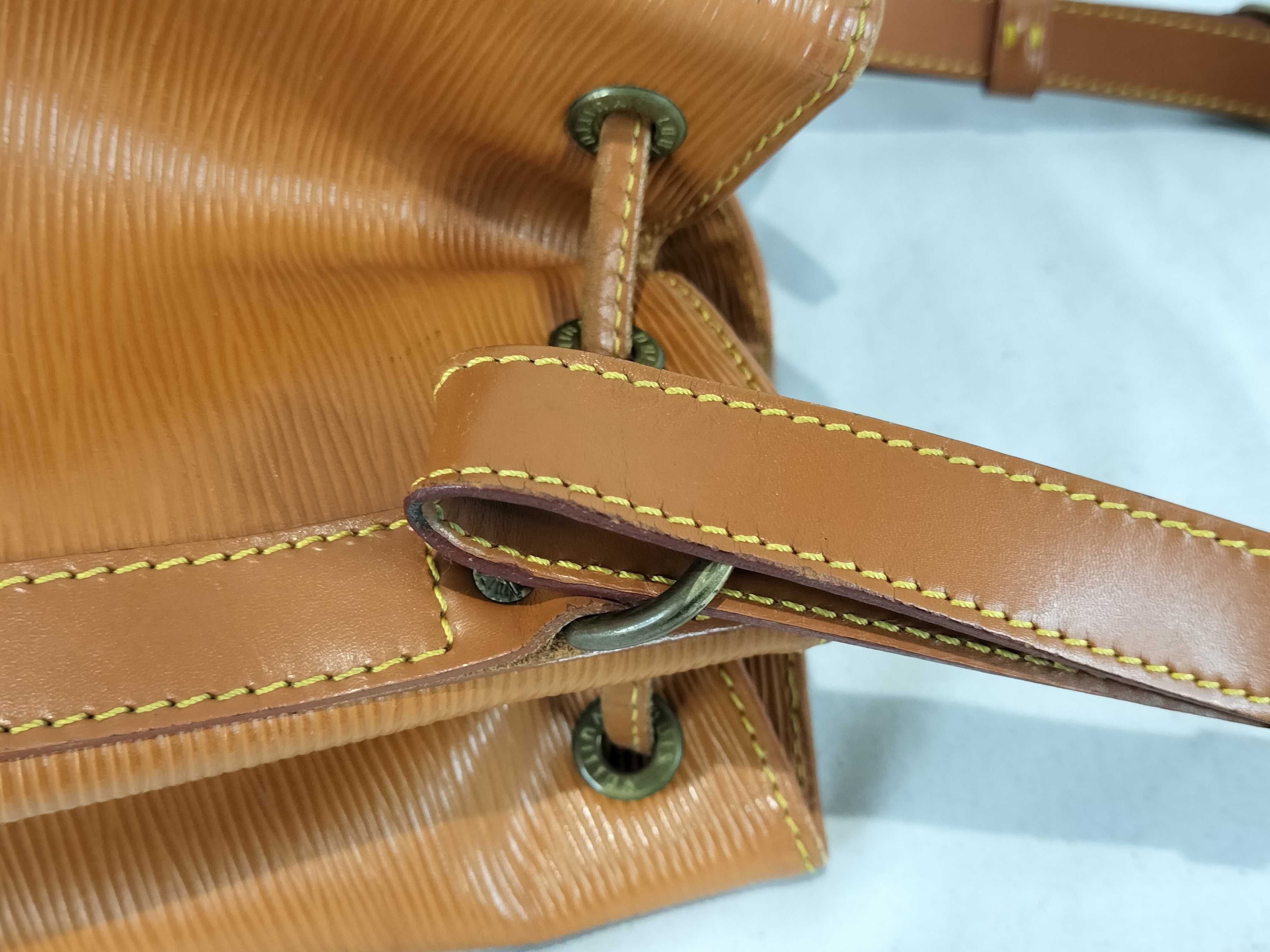 Epi Noé Shoulder Bag — view 5
