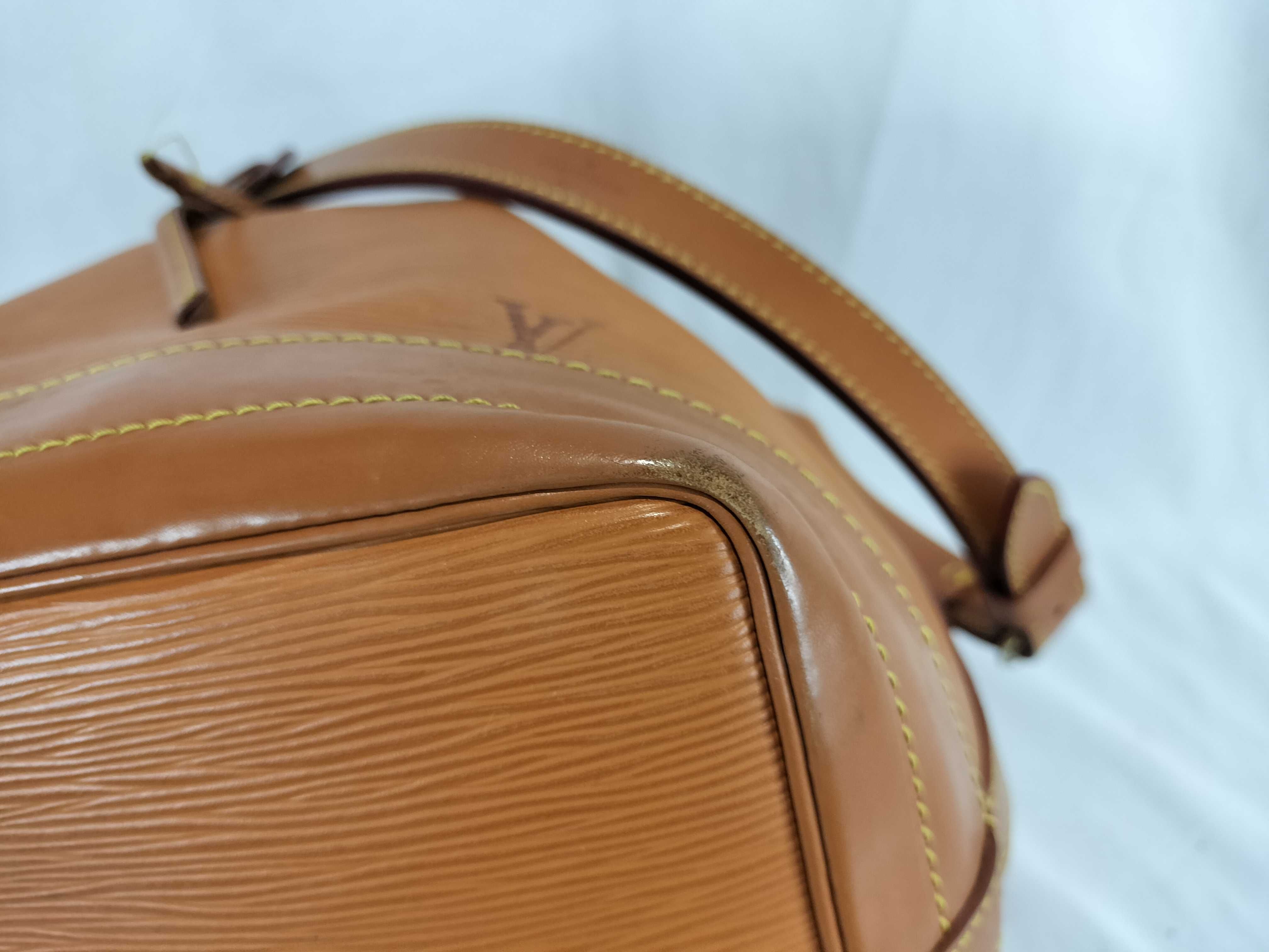 Epi Noé Shoulder Bag — view 6