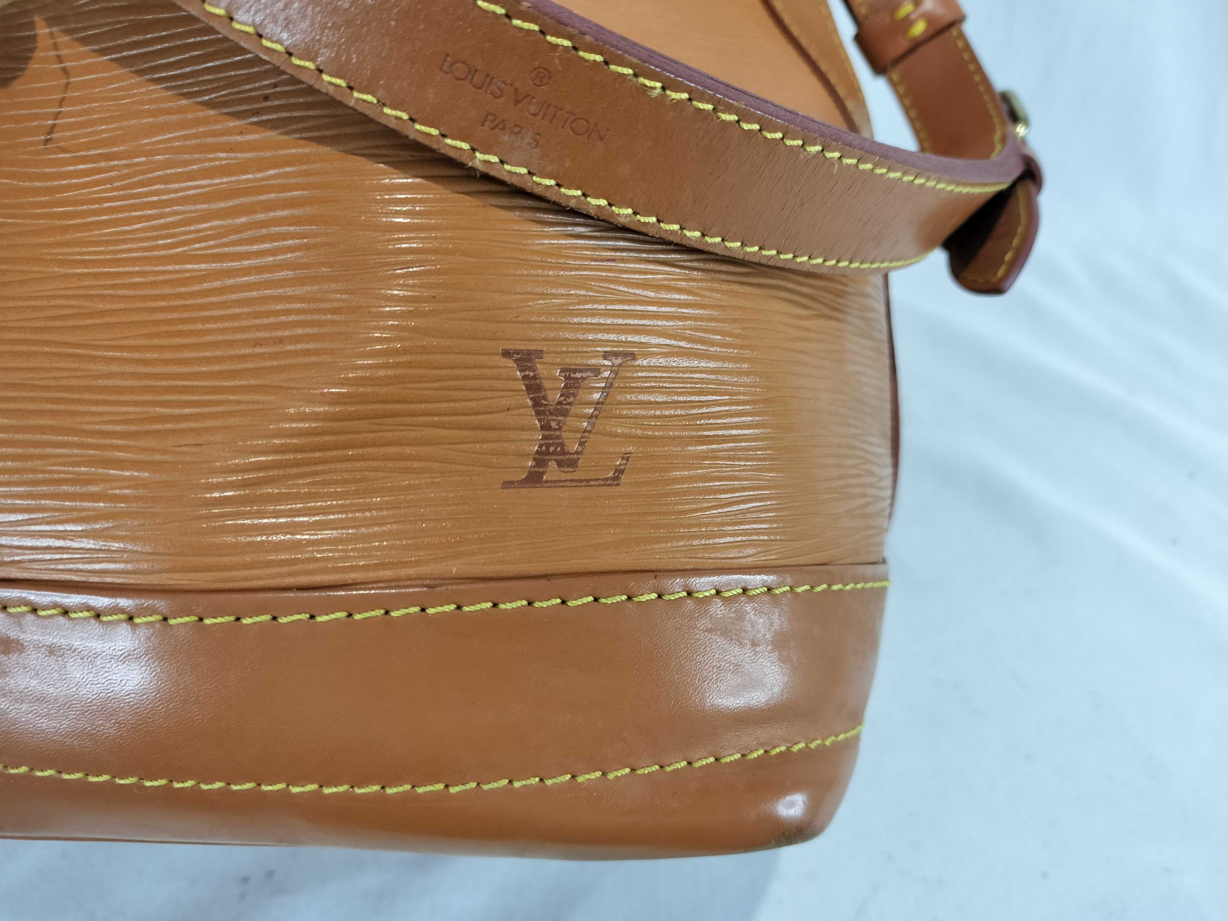 Epi Noé Shoulder Bag — view 8