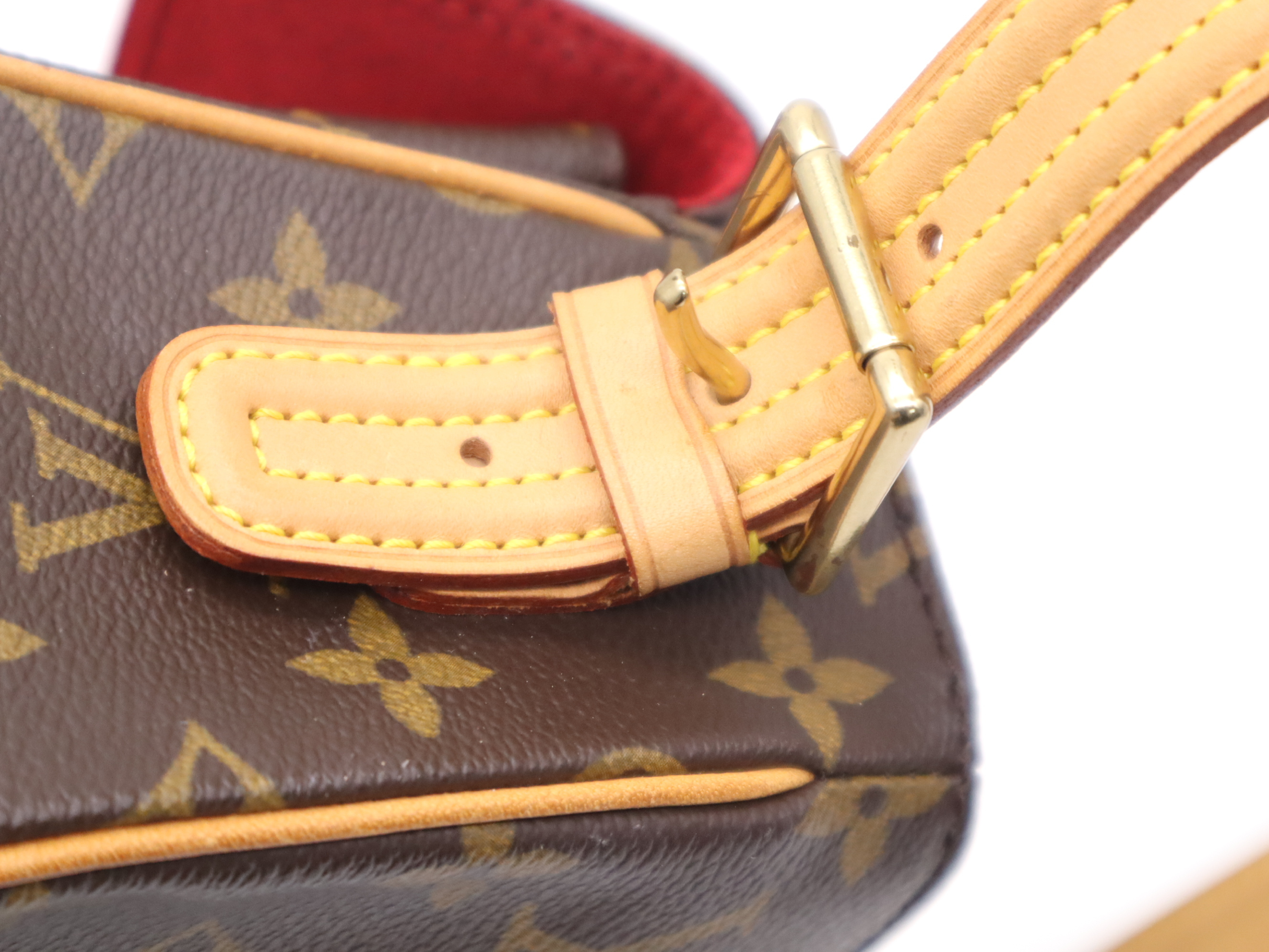 M51164 Monogram Viva Cite MM Shoulder Bag — view 8