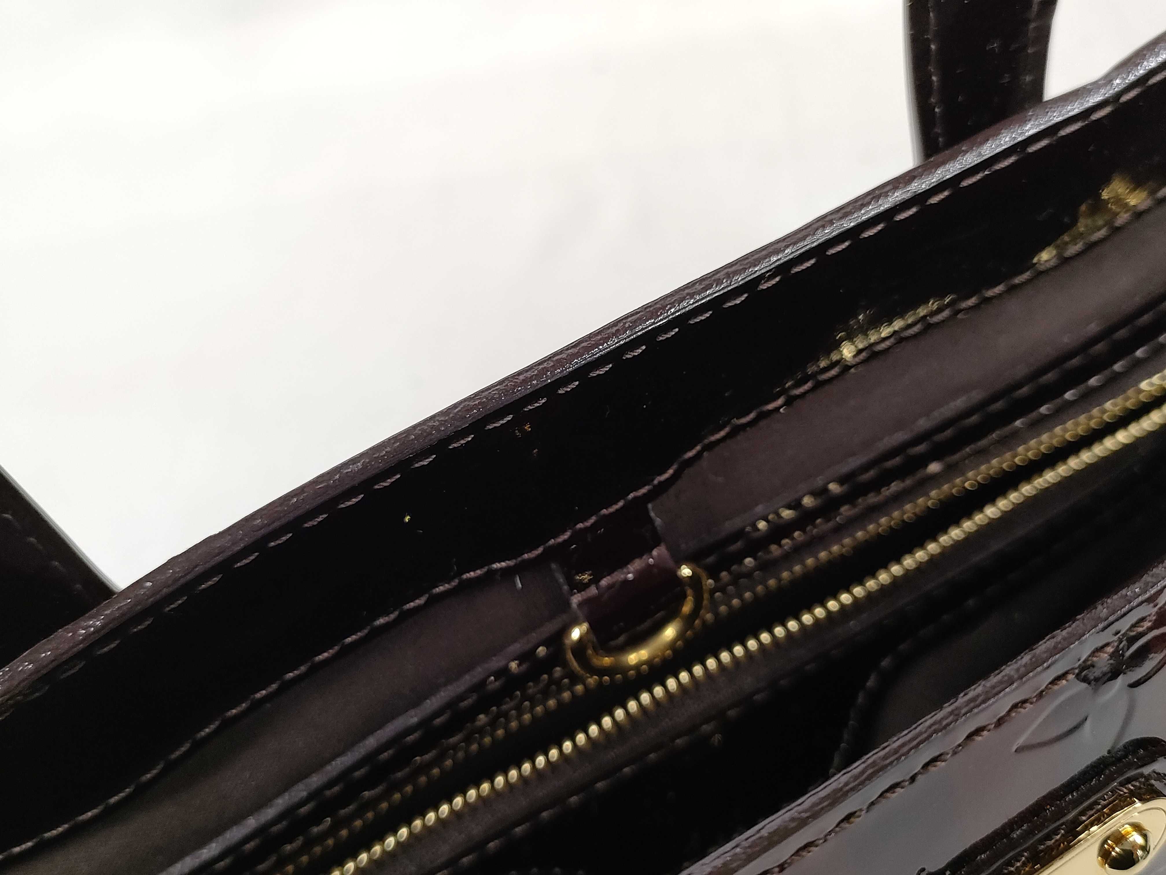 Vernis Black Wine Red Stripe Monogram Vernis Rayures Wilshire PM Handbag — view 14