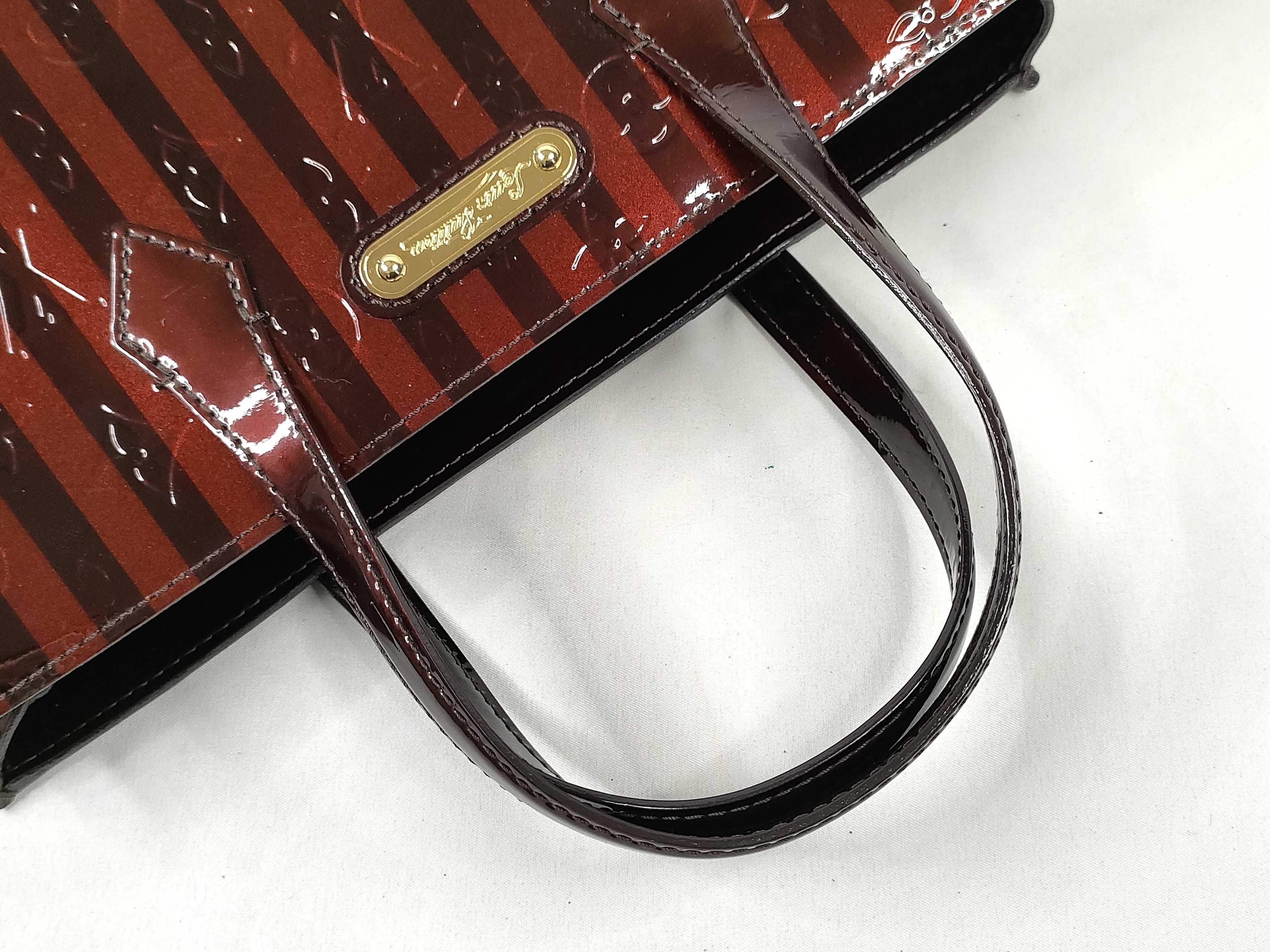 Vernis Black Wine Red Stripe Monogram Vernis Rayures Wilshire PM Handbag — view 3