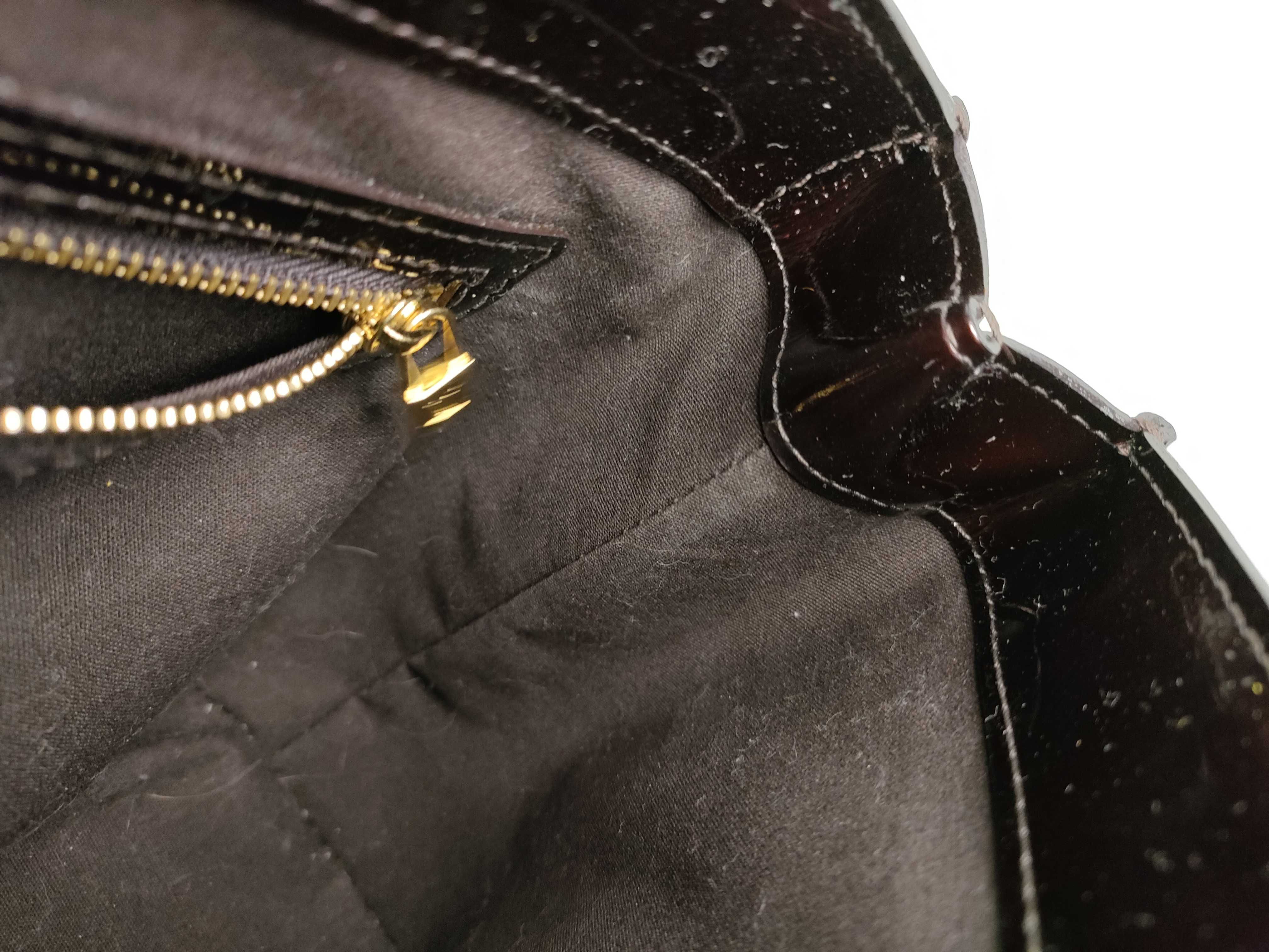 Vernis Black Wine Red Stripe Monogram Vernis Rayures Wilshire PM Handbag — view 8