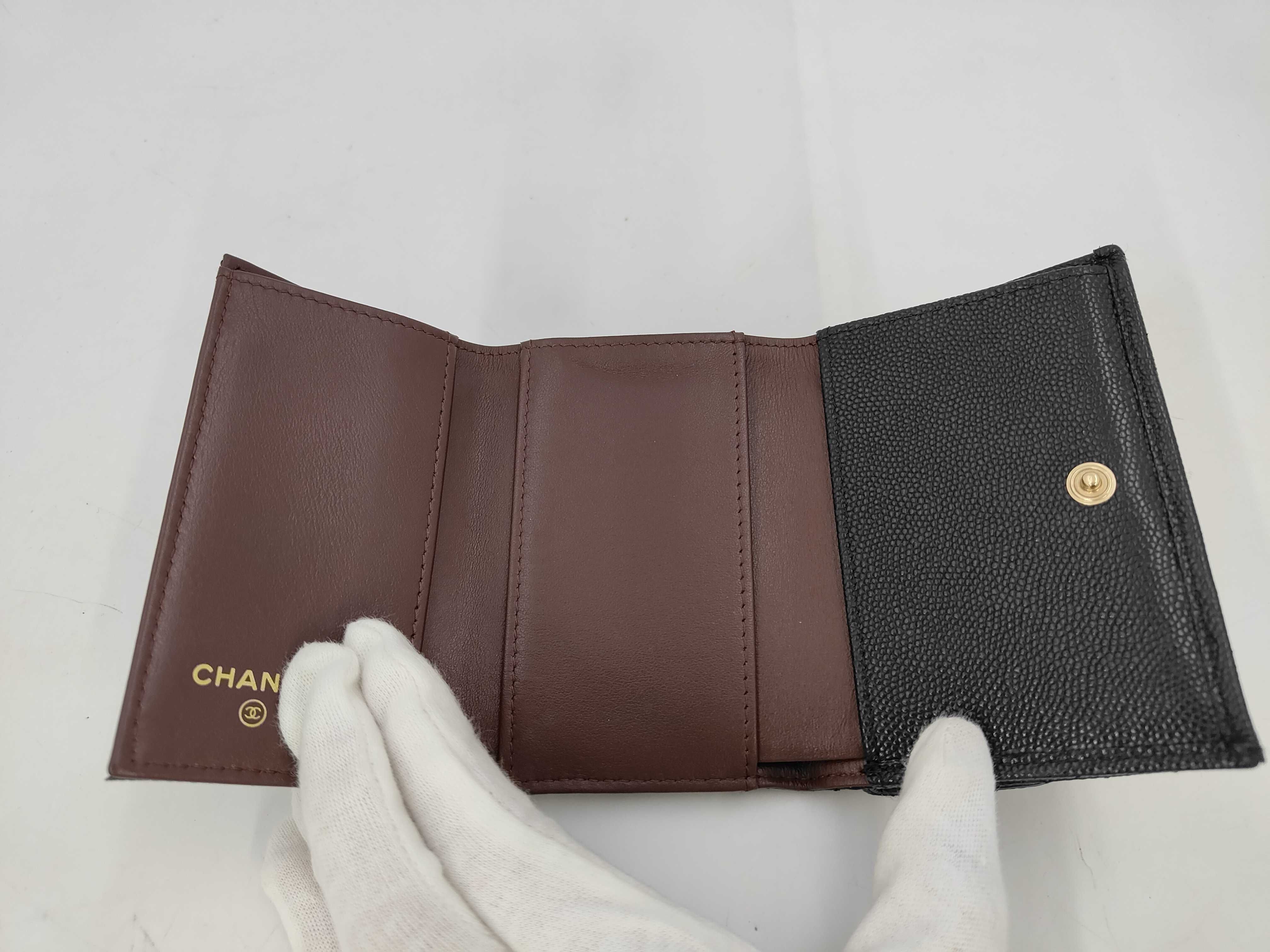 Matelassé Tri-fold Wallet, Caviar Leather, Black, Random Design, Complete with Accessories — view 6
