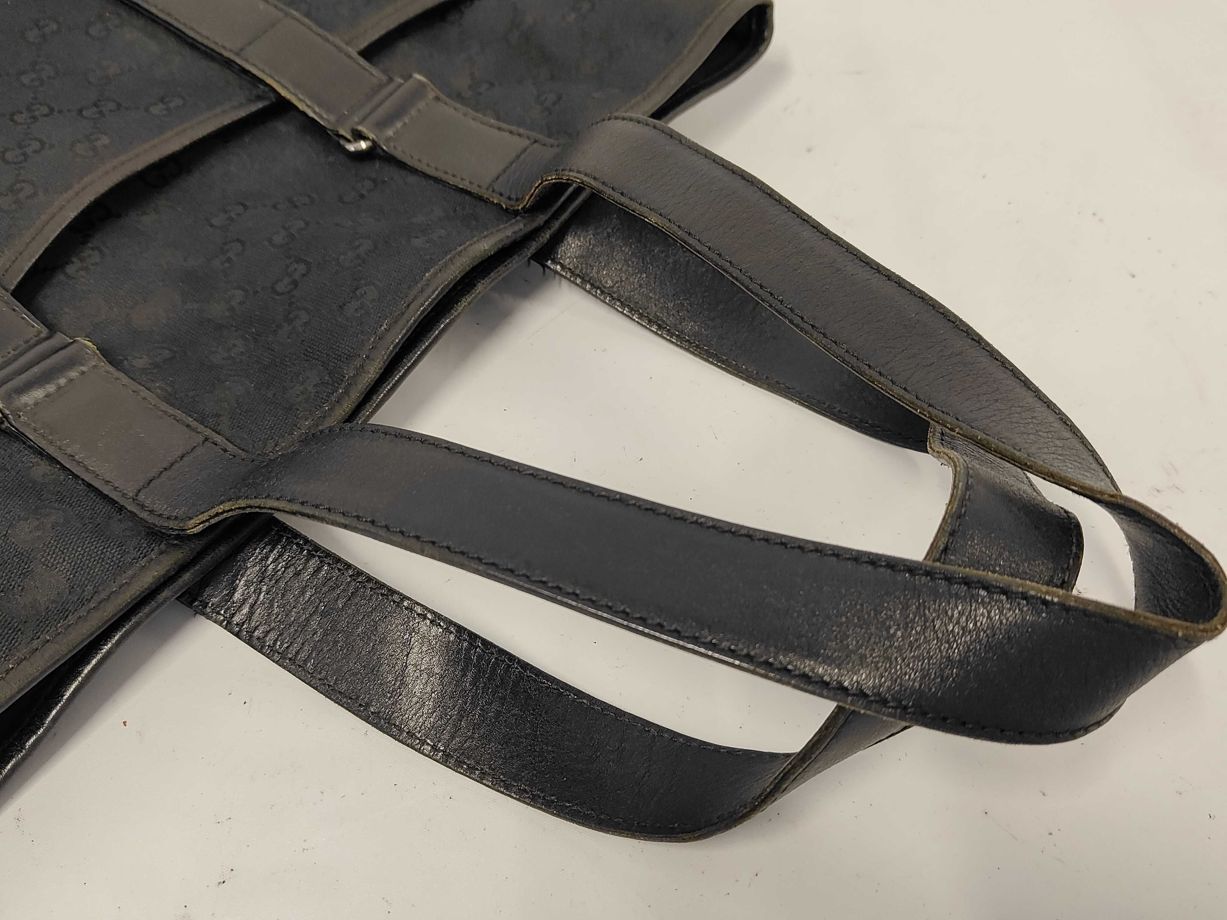 handbag — view 3