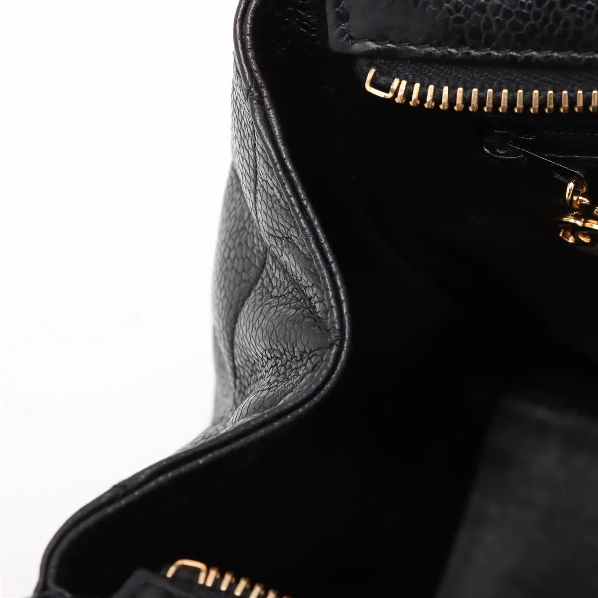 Matelasse Caviar Skin Chain Tote Bag Black Gold Hardware 3853291 No. 3 Guarantee Discoloration — view 13