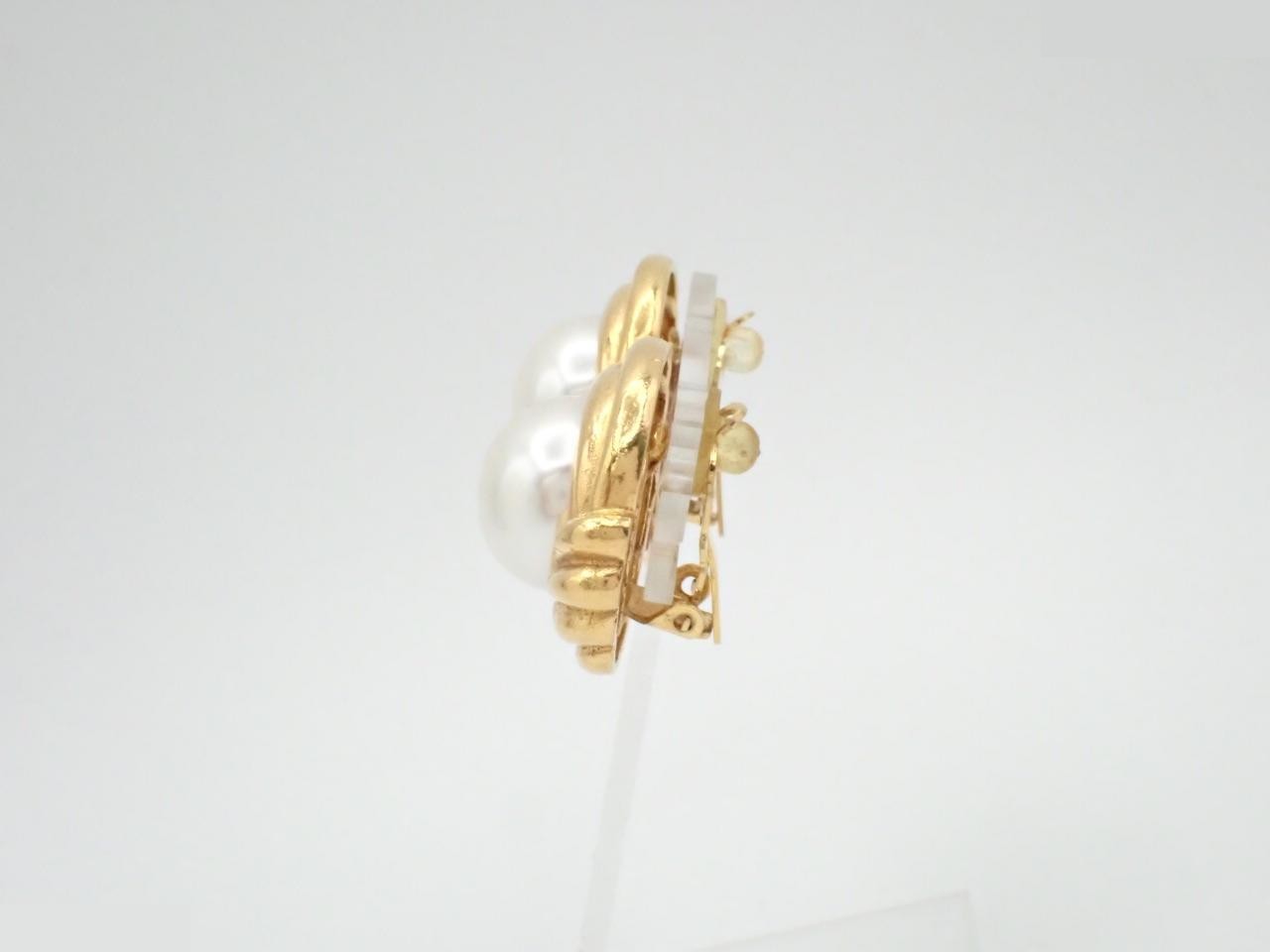 Vintage Classic (Precious Metal) Earrings — view 3