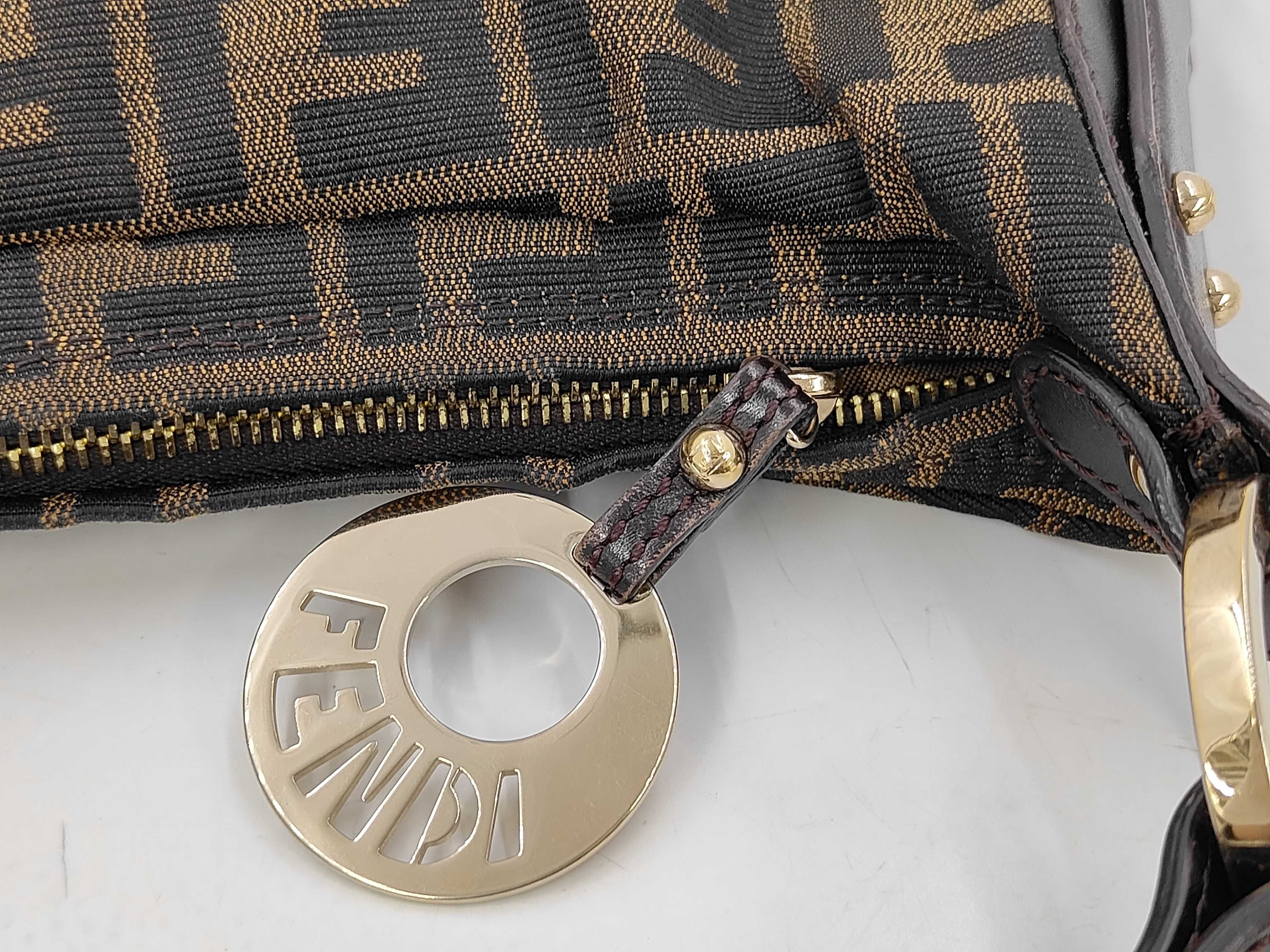 handbag — view 8