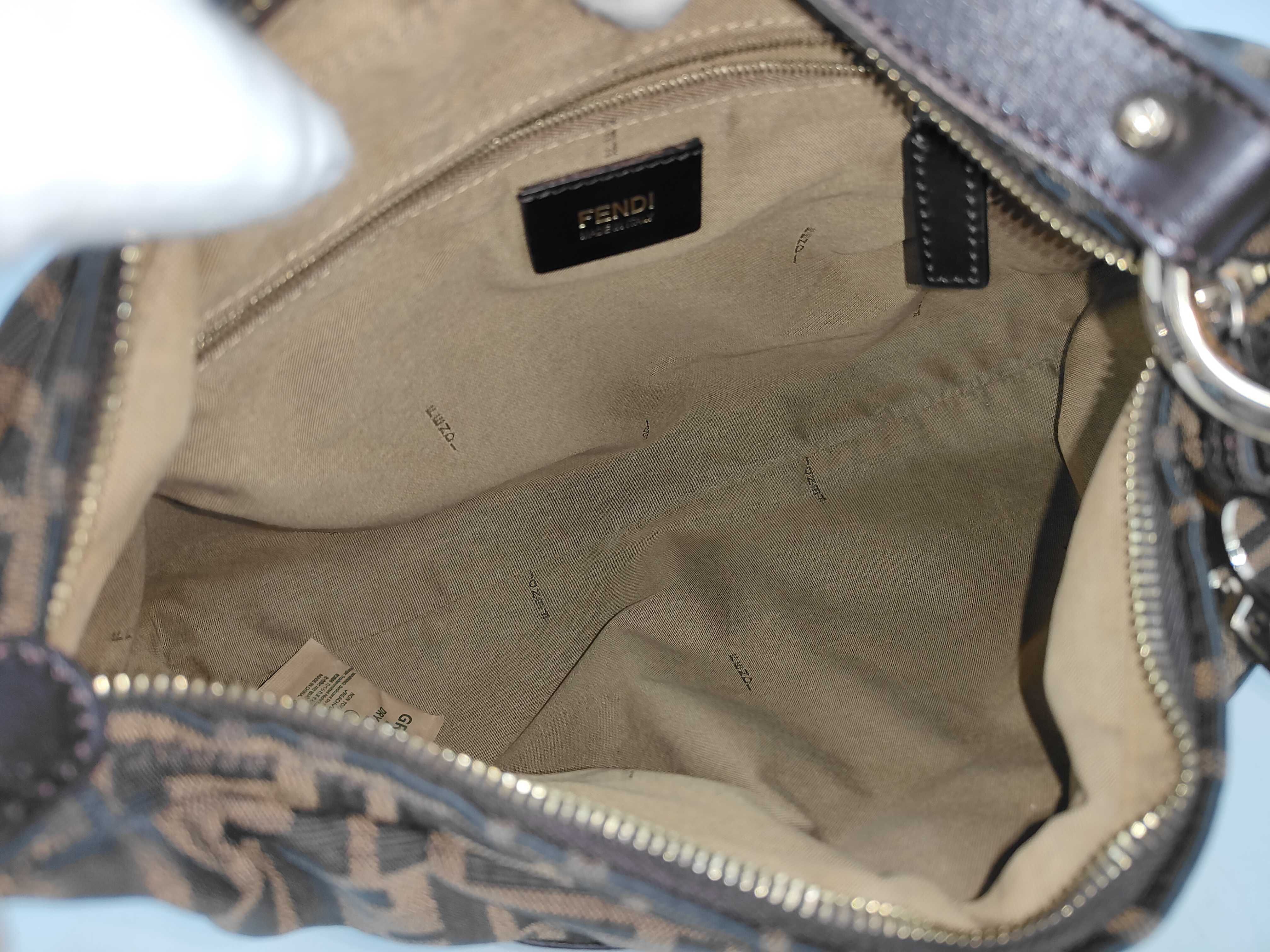 handbag — view 9