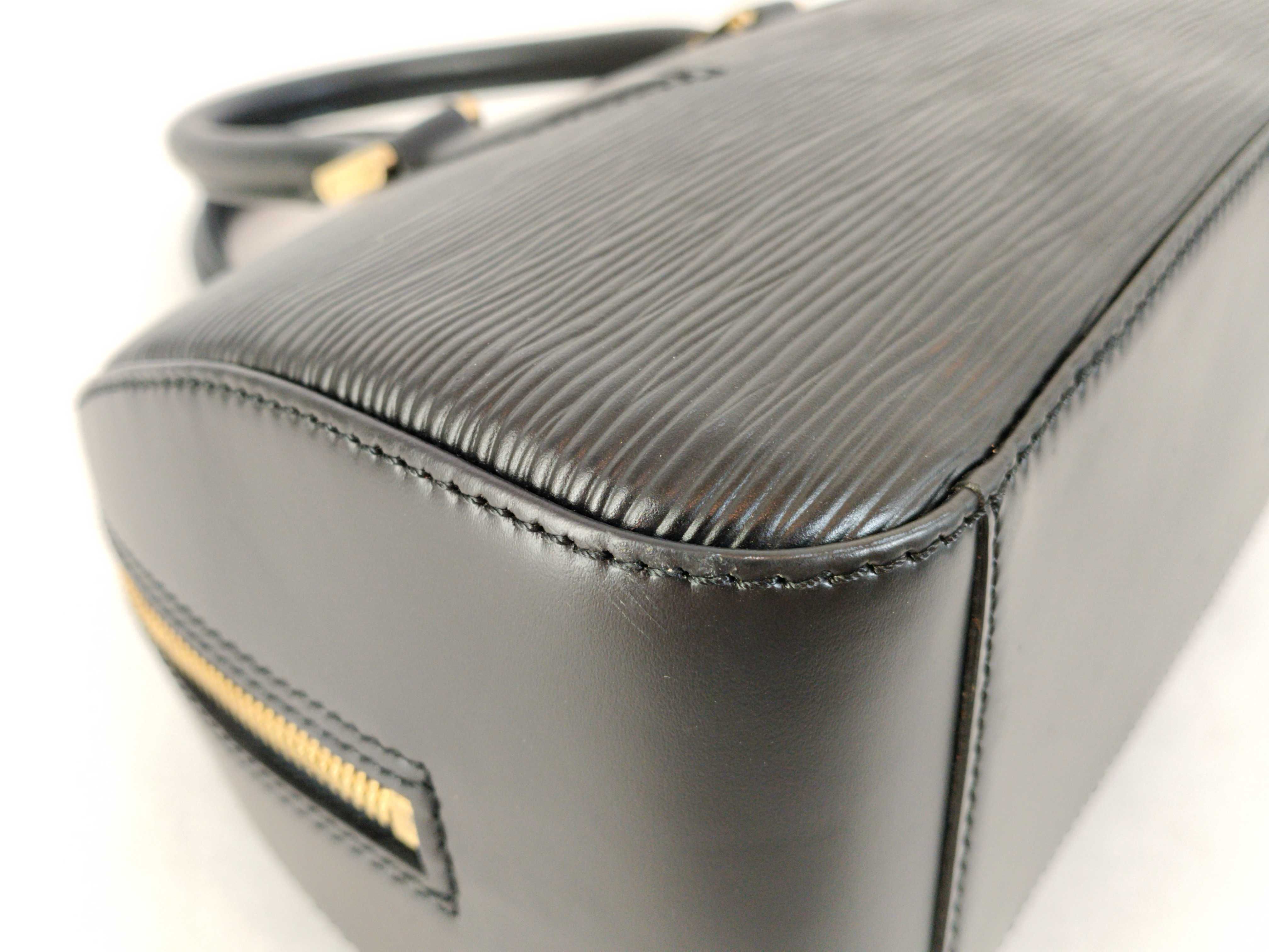 Epi Leather Handbag, Jasmine M52082 — view 6