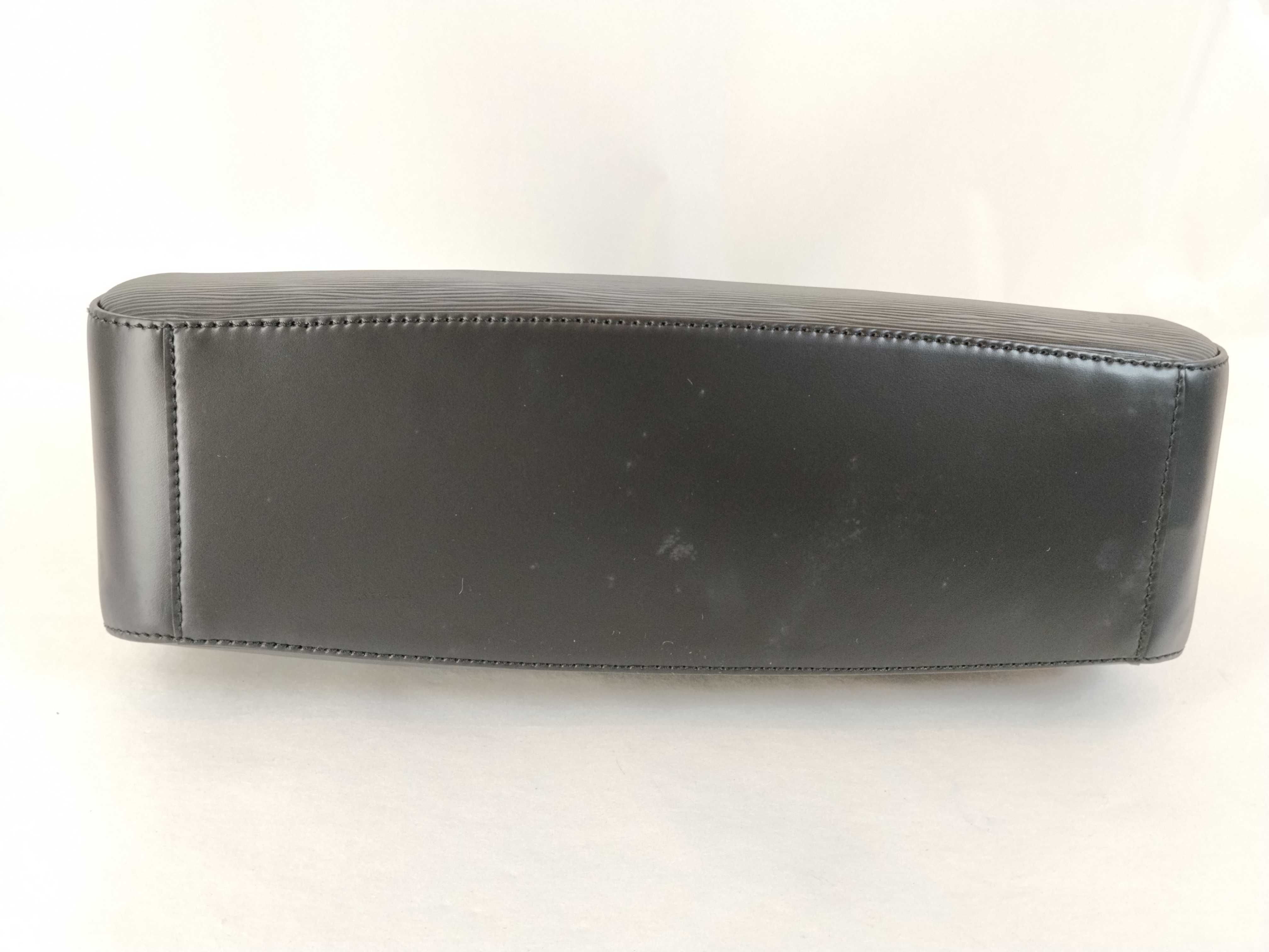 Epi Leather Handbag, Jasmine M52082 — view 7