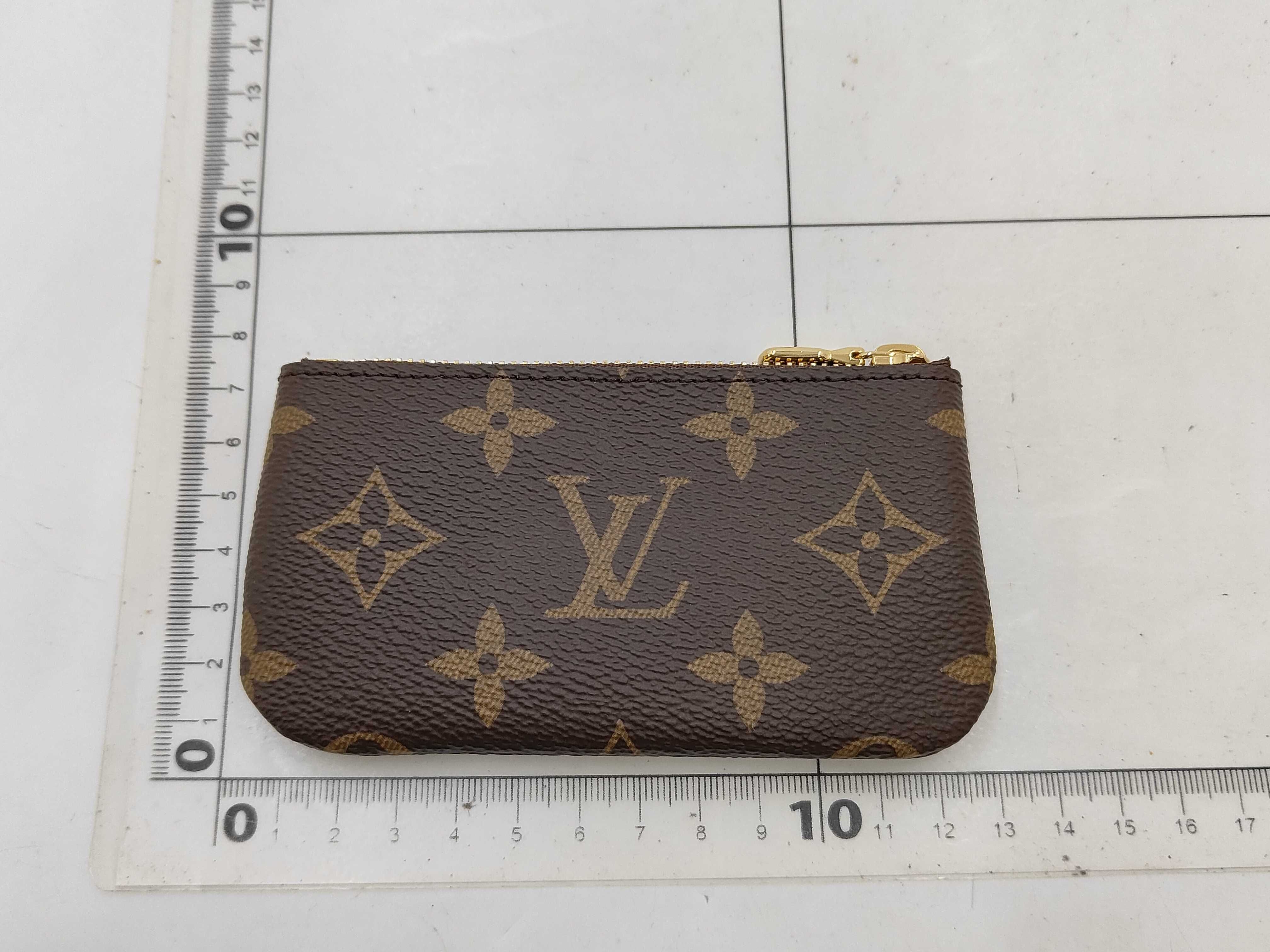 LV Monogram Pochette Clé M62650 Coin Case — view 2
