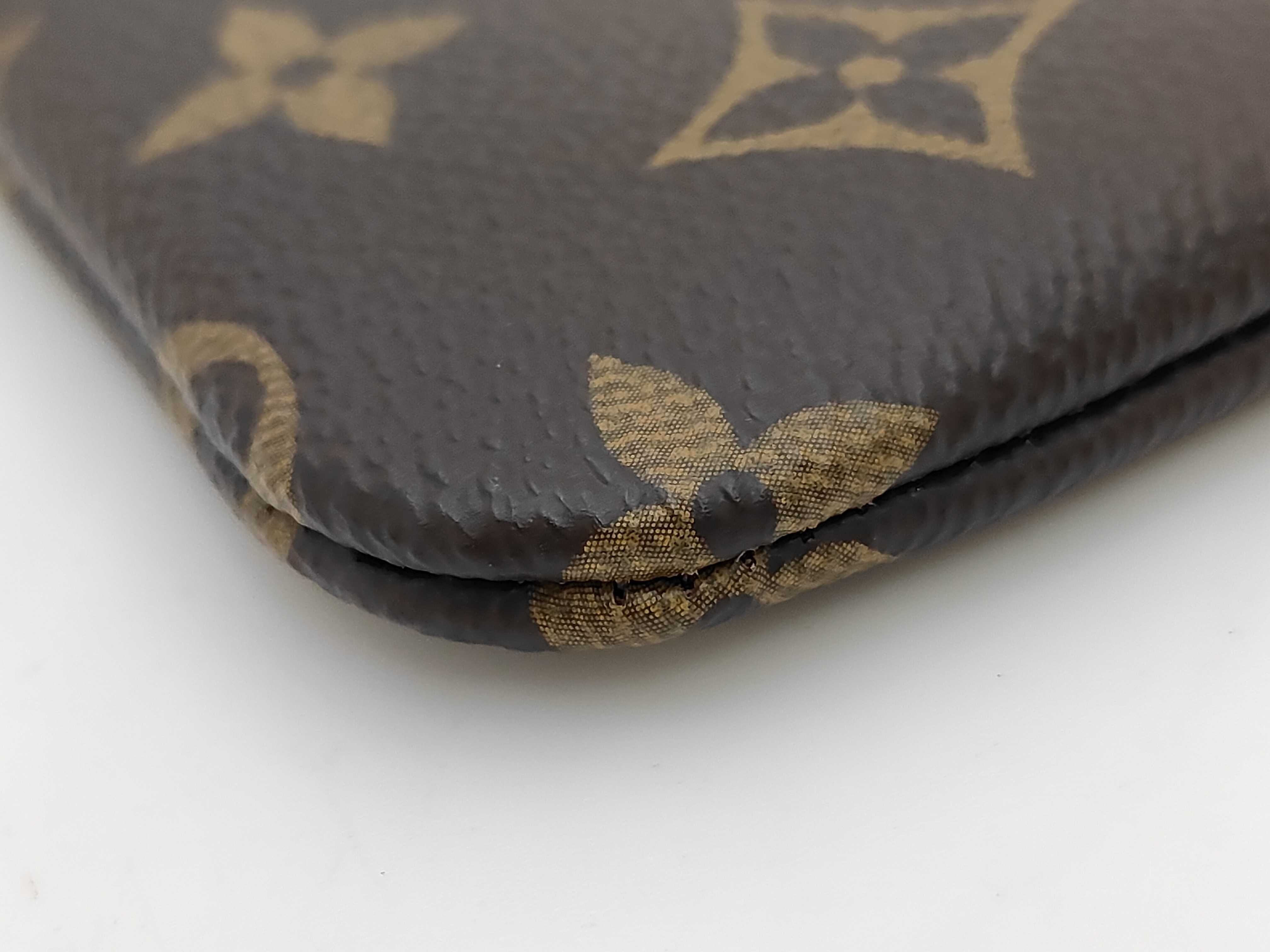 LV Monogram Pochette Clé M62650 Coin Case — view 4