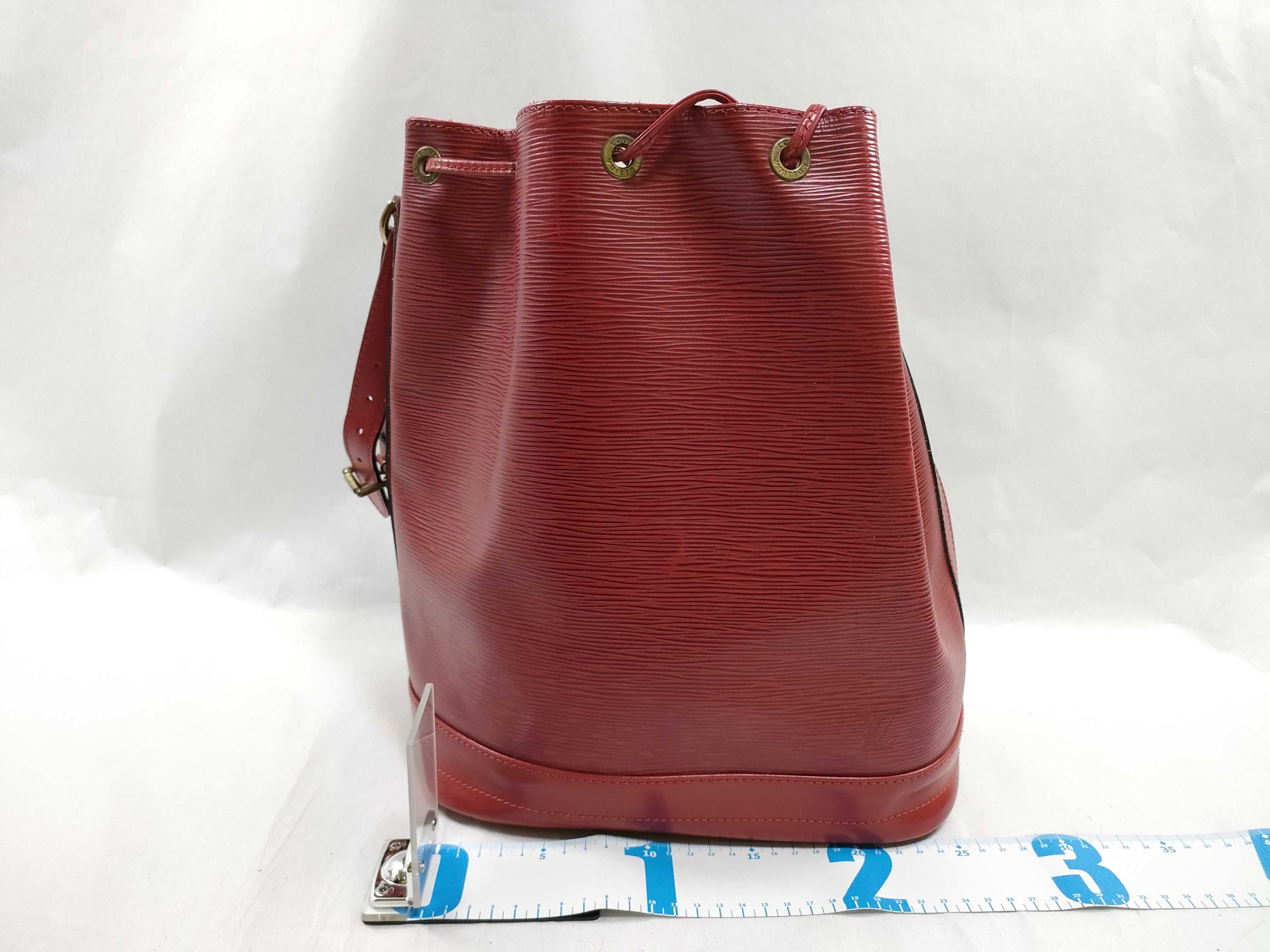 Epi Noe Castilian Red Tote Bag — view 2
