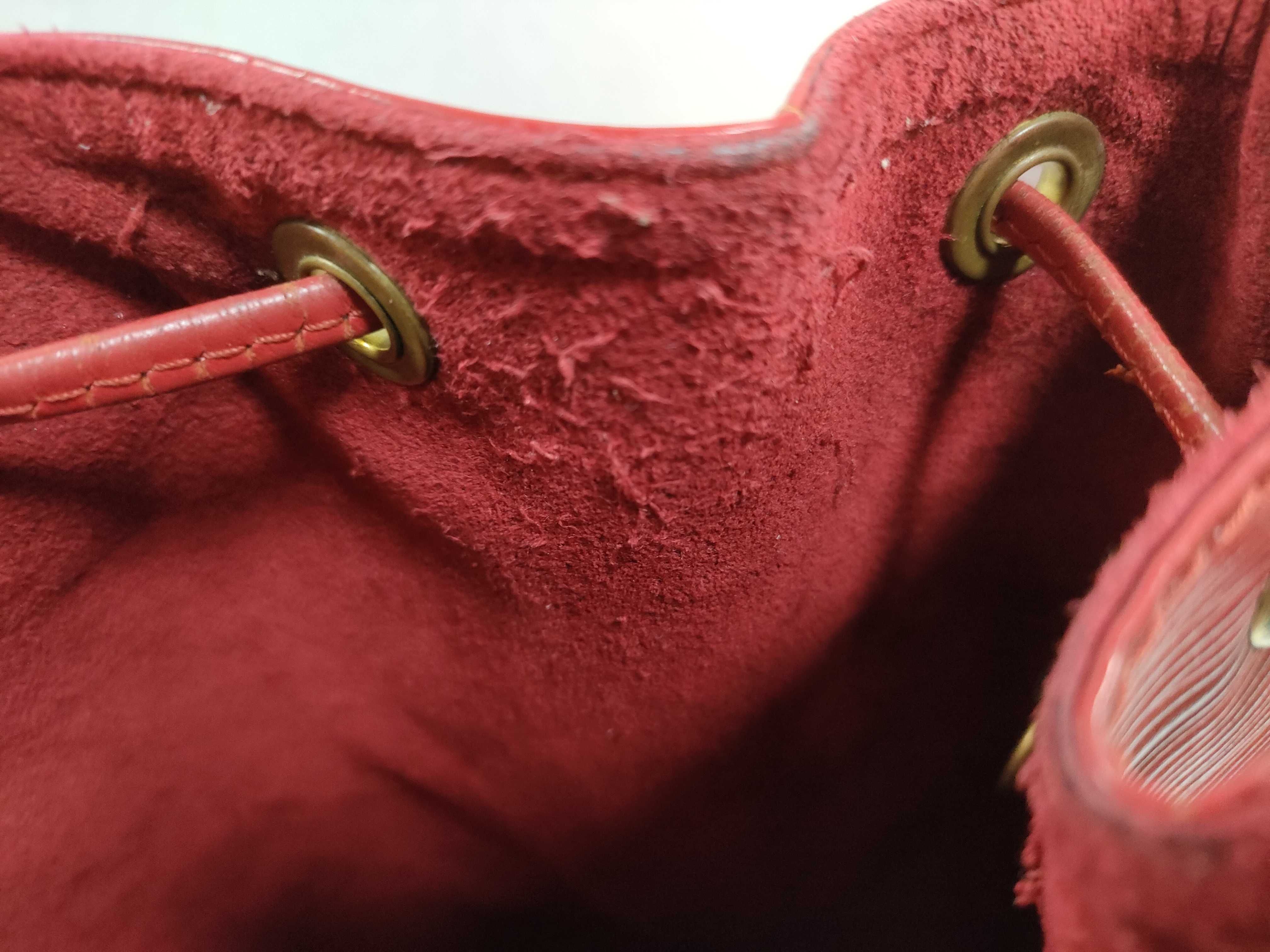 Epi Noe Castilian Red Tote Bag — view 11