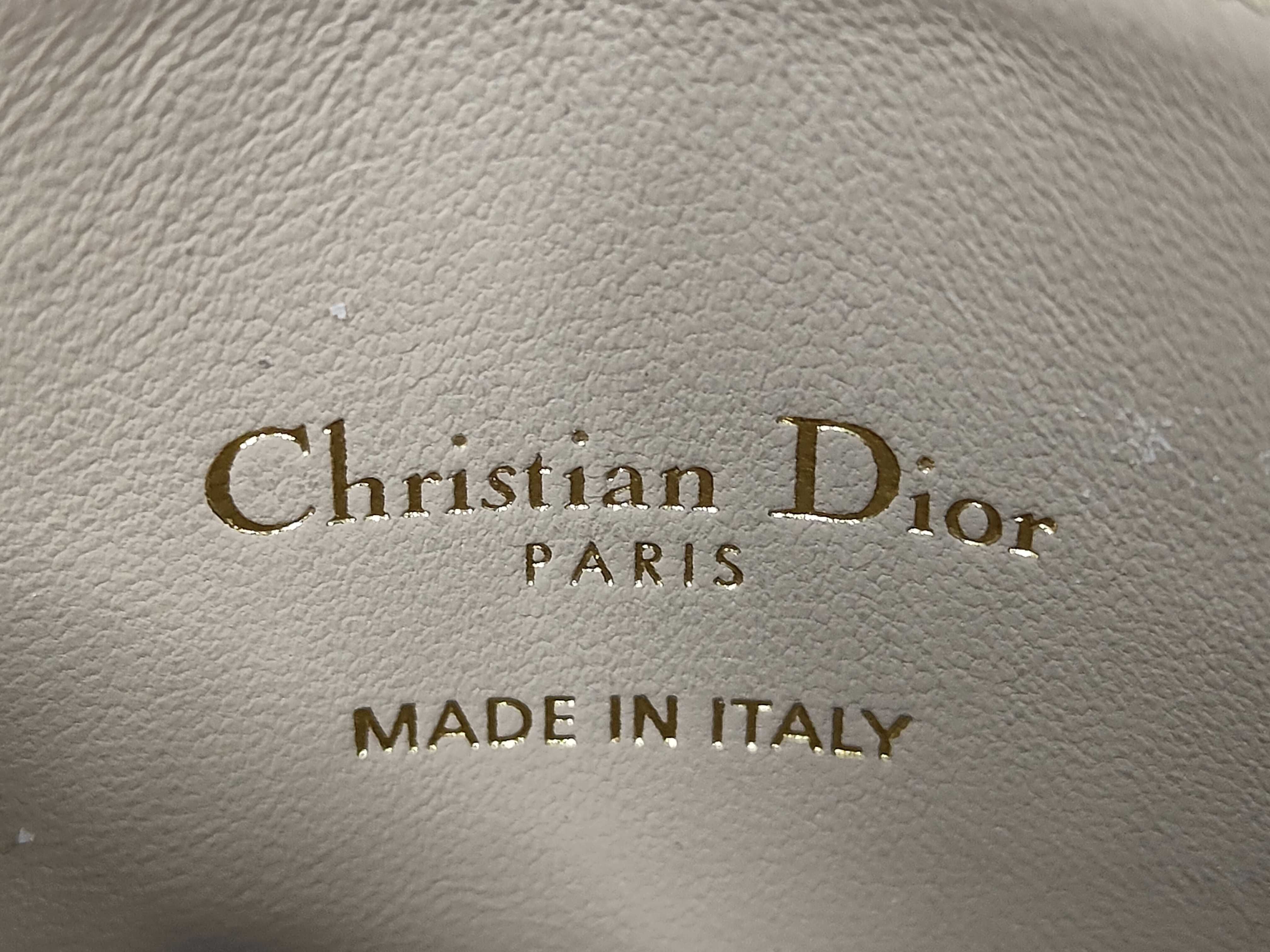 Christian Jolie Pearl Cannage Current Model Card Case Pass Case Leather Card Case — view 8