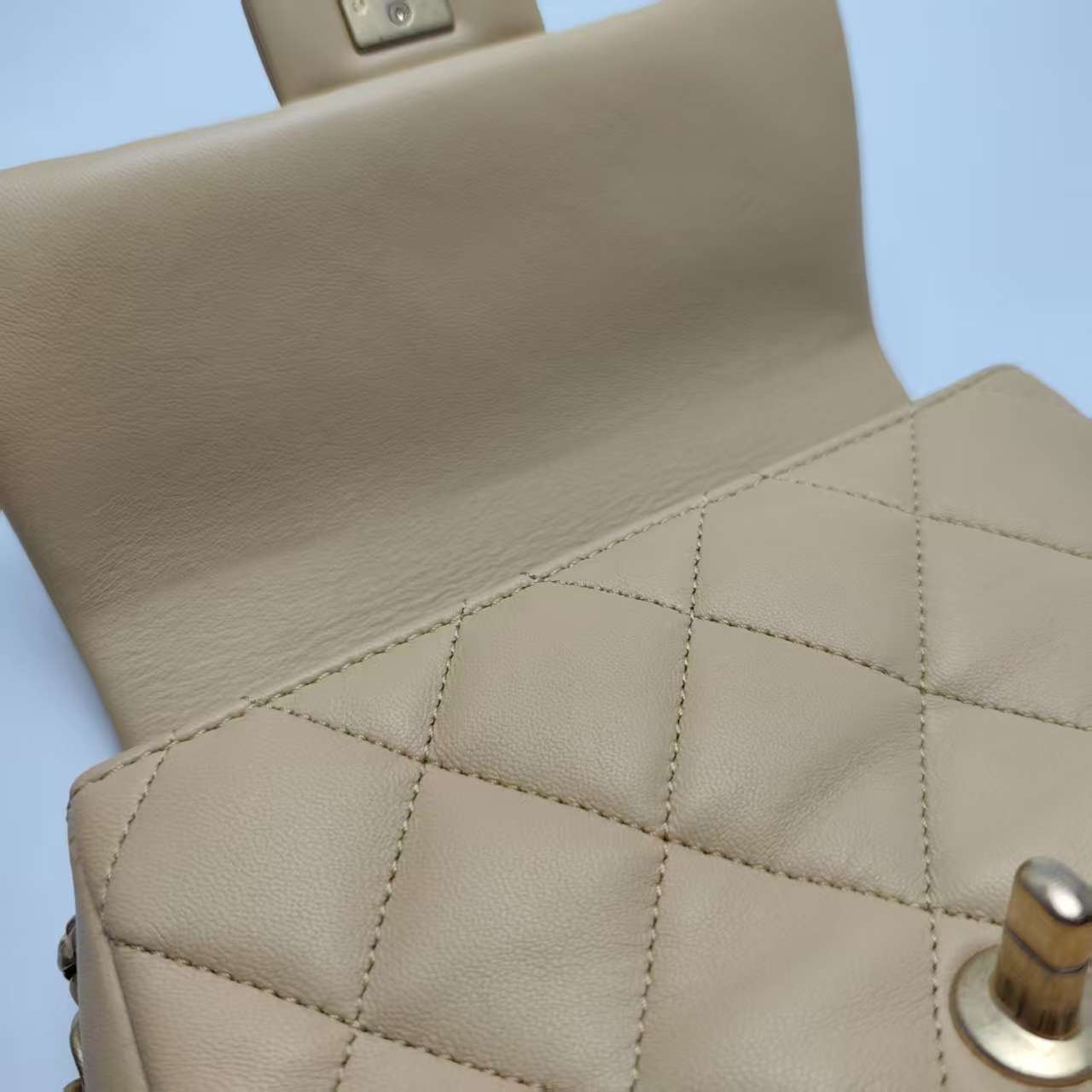 【*Shipped from: China*】CHANEL Classic Flap Lambskin Shoulder Bag with IC Chip — view 7