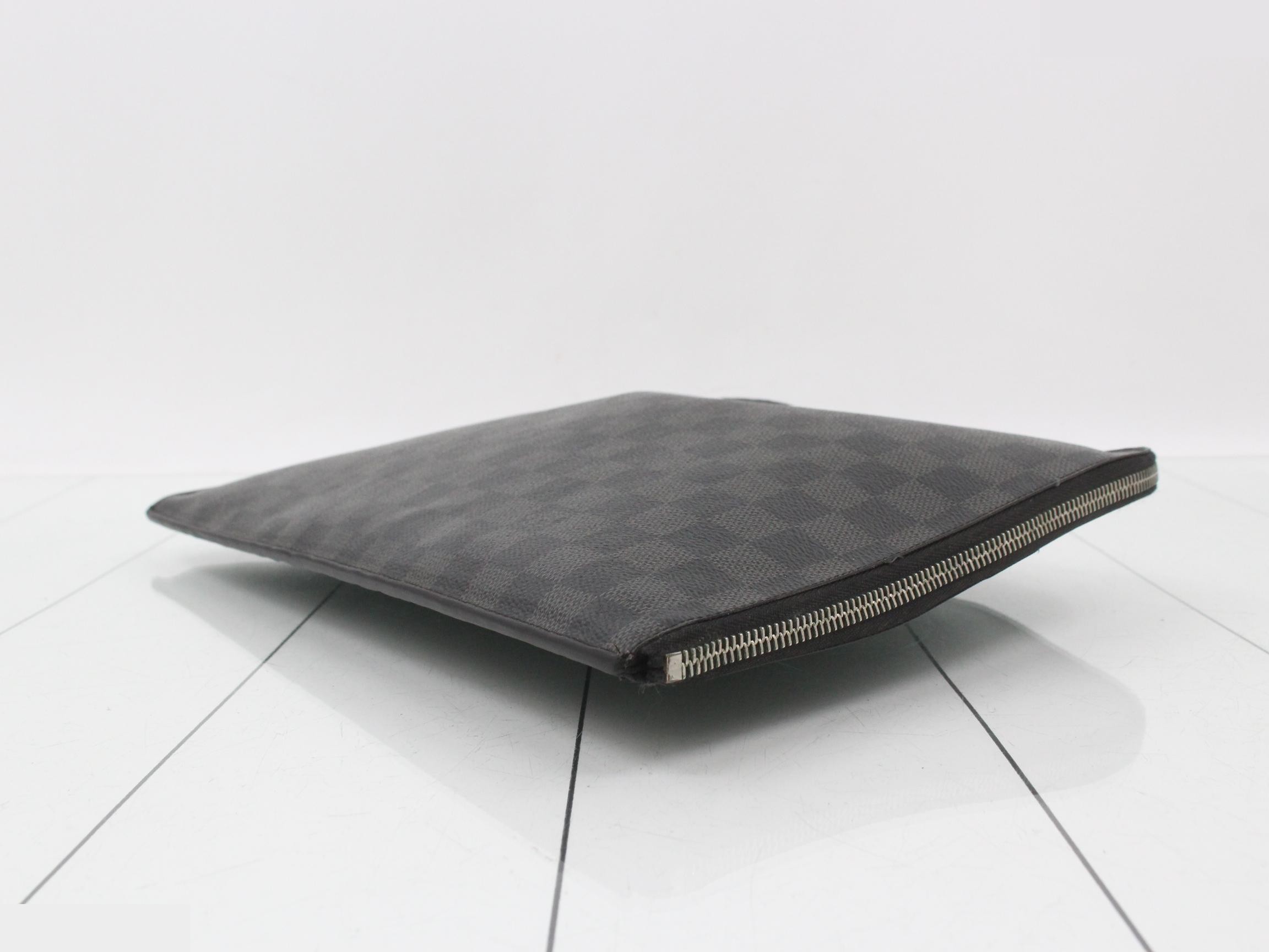 Damier Graphite Pochette Jour GM Clutch Bag — view 6