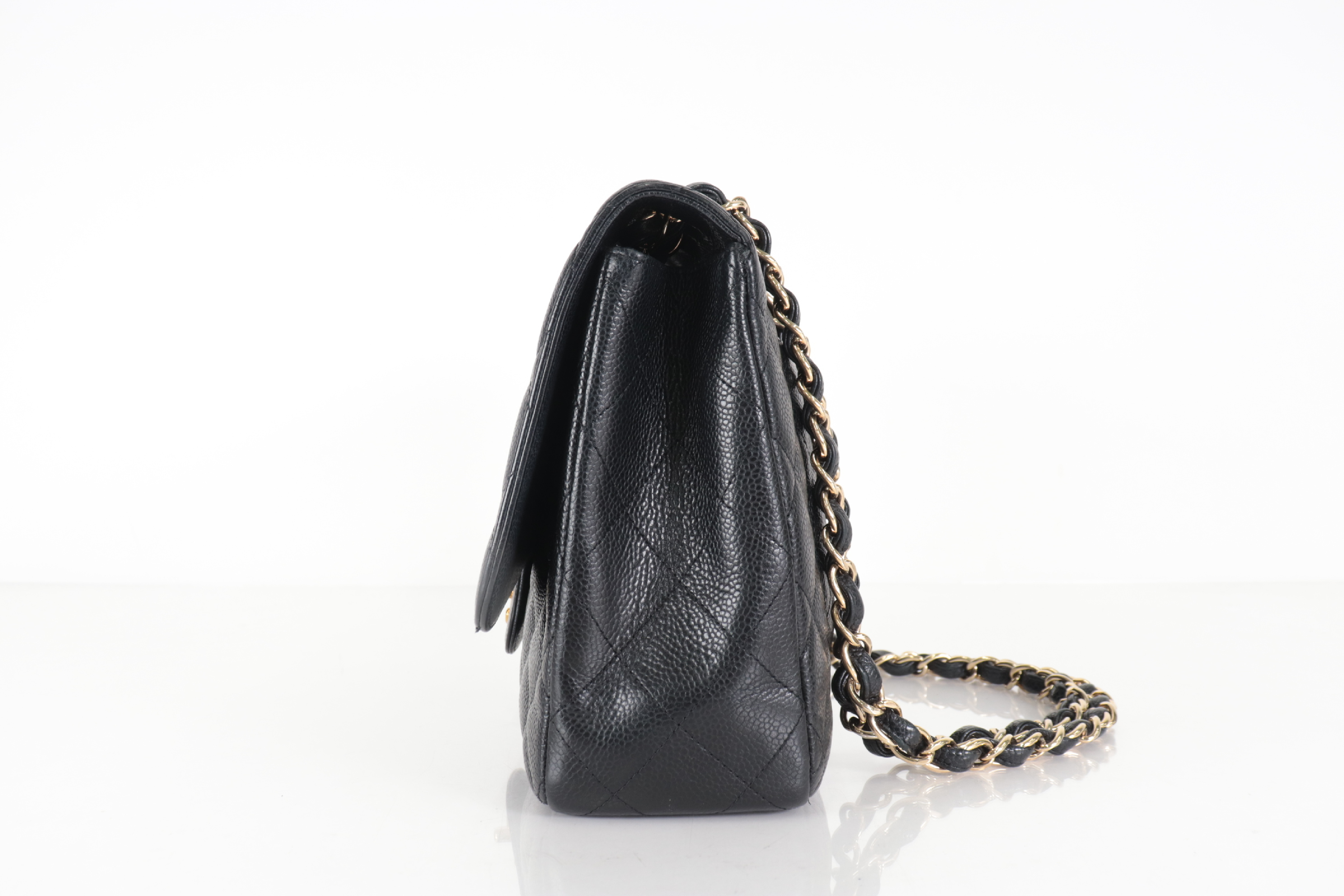 Caviar Turnlock Chain Shoulder Bag (Series 20s) — view 4