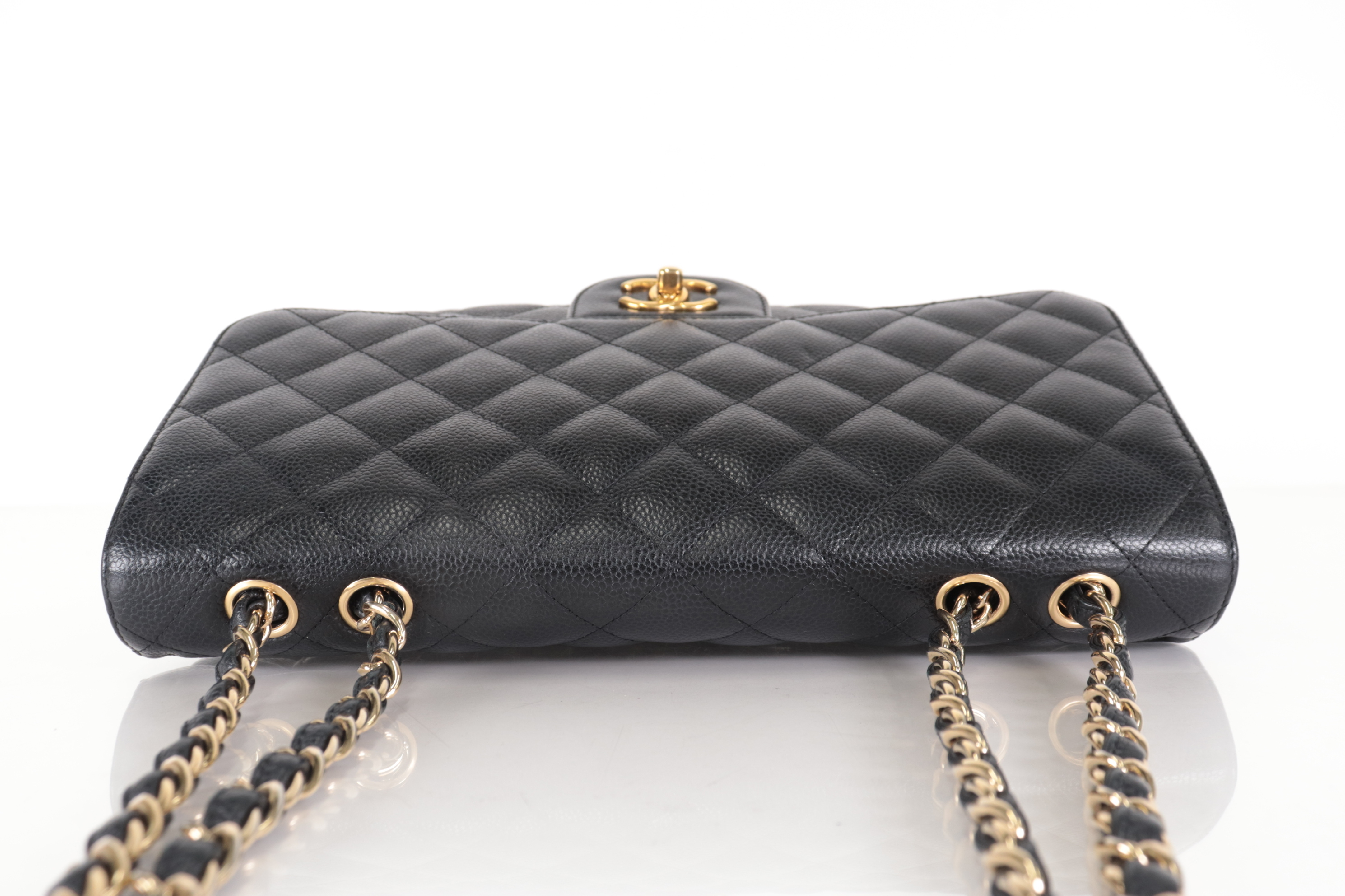 Caviar Turnlock Chain Shoulder Bag (Series 20s) — view 5