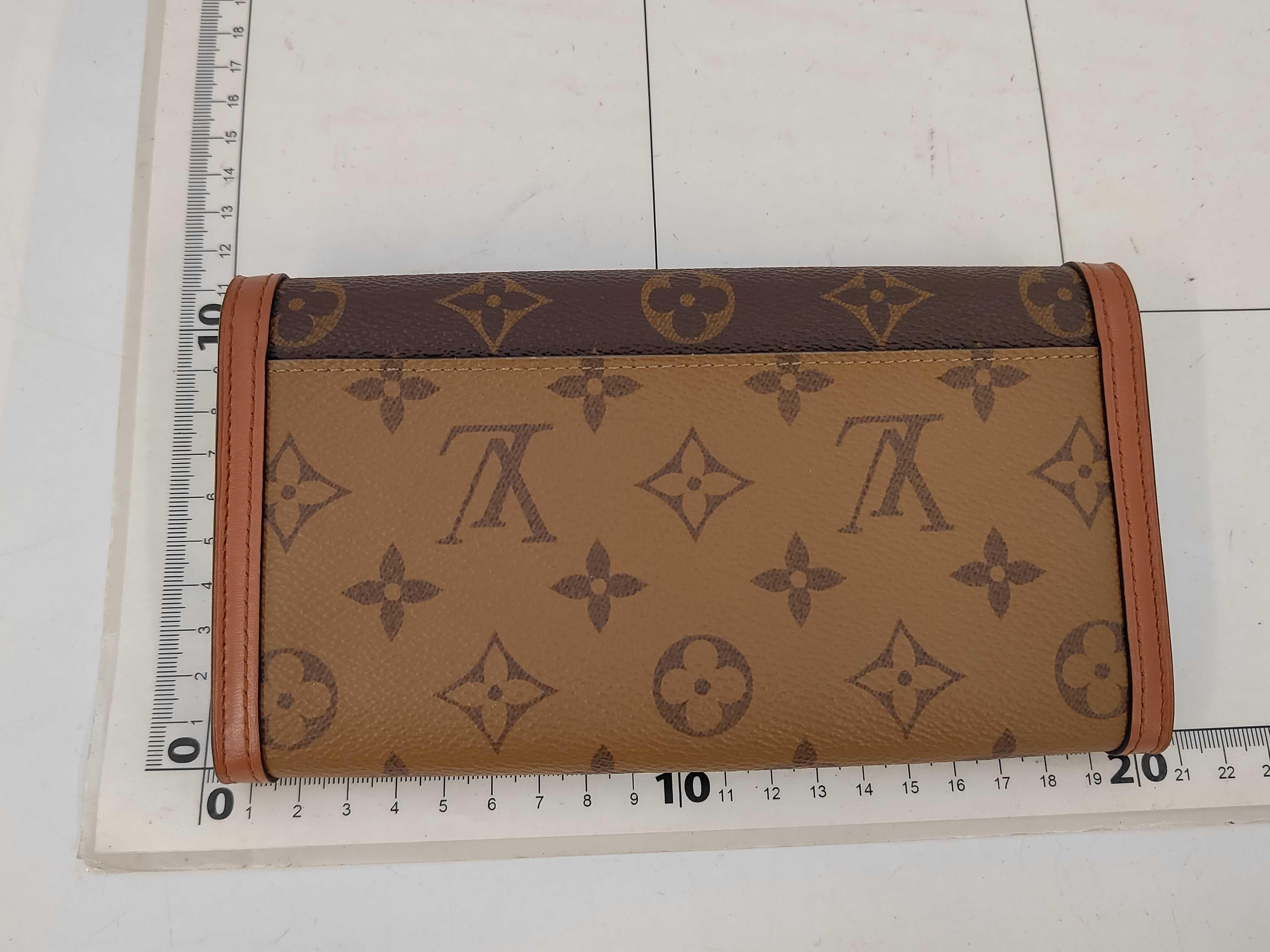Monogram Portefeuille Sarah Dauphine Wallet — view 2