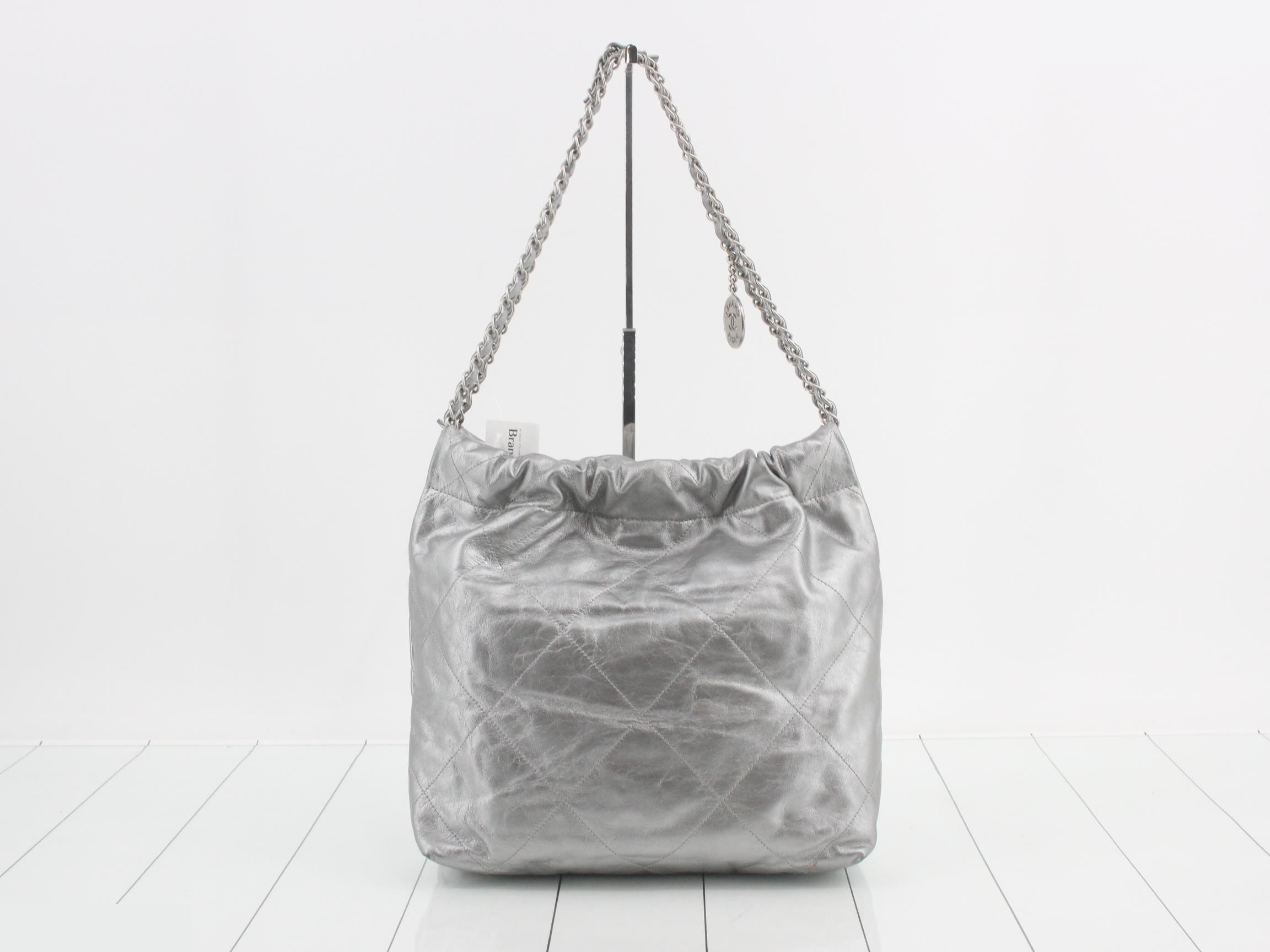 Matelassé (bag) - Shoulder bag — view 2