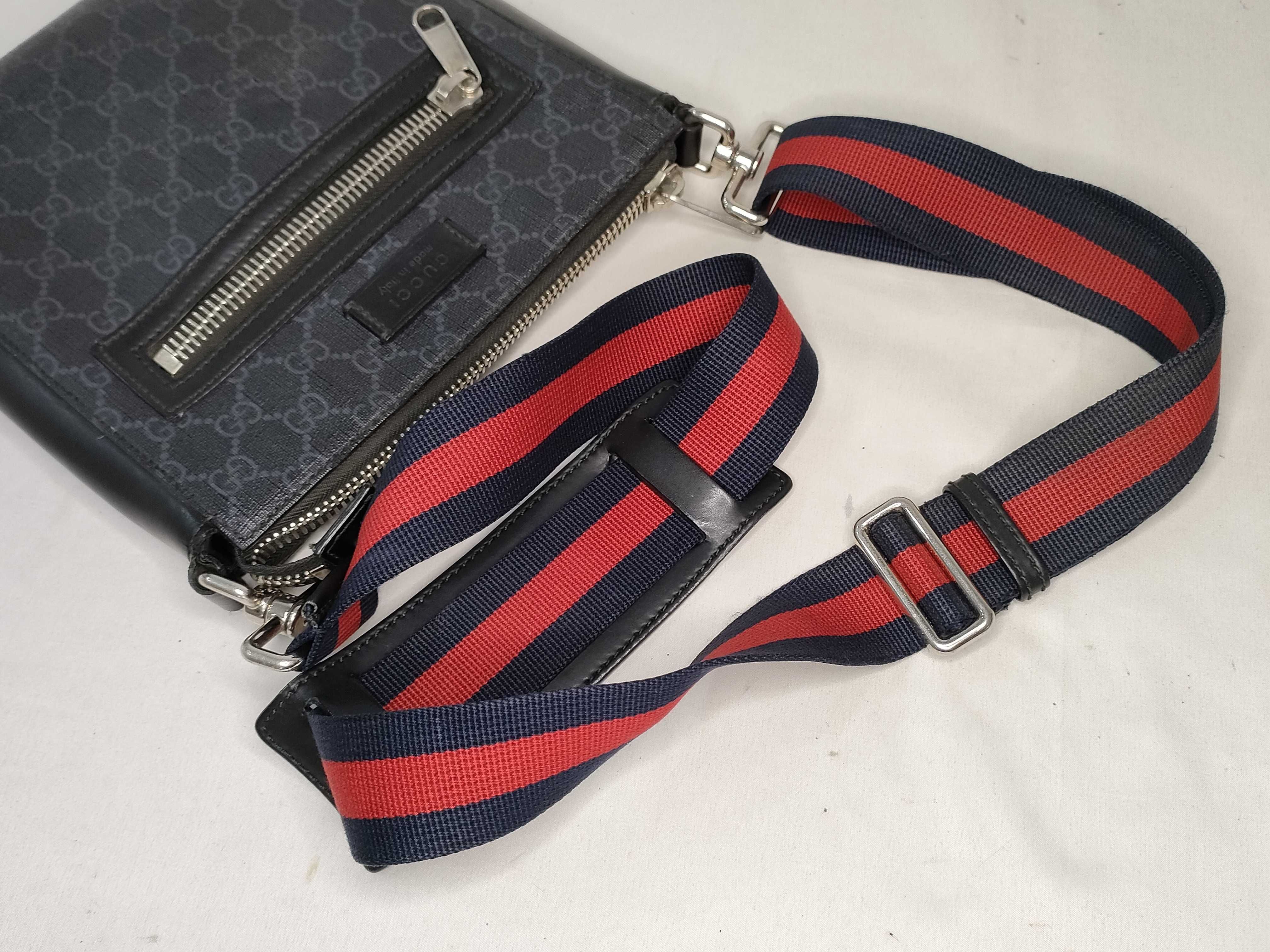 GG Supreme Gucci Shoulder Bag, Sherry Line Shoulder Bag — view 3