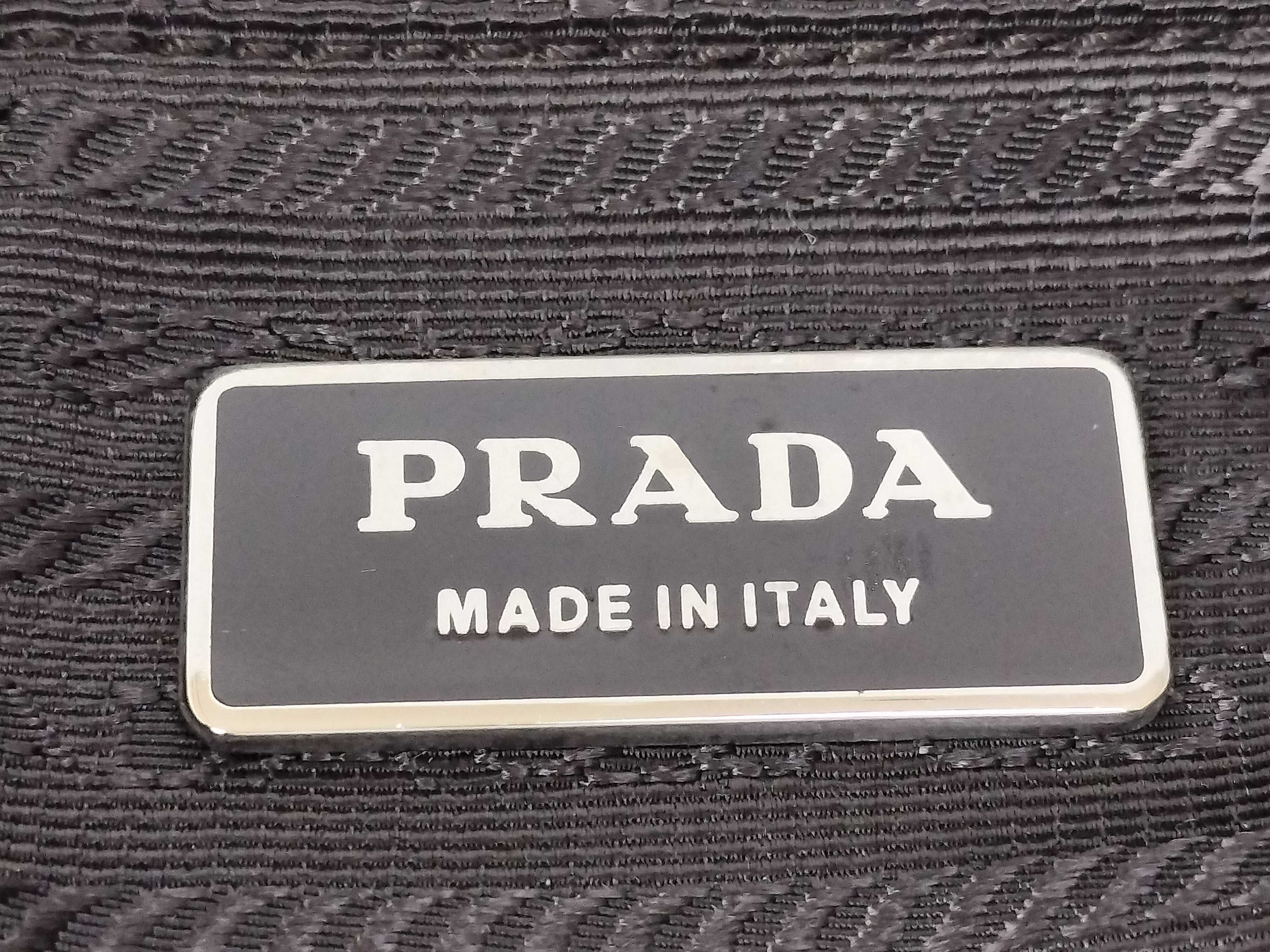 Nylon Prada Nylon Shoulder Bag Green Shoulder Bag — view 13