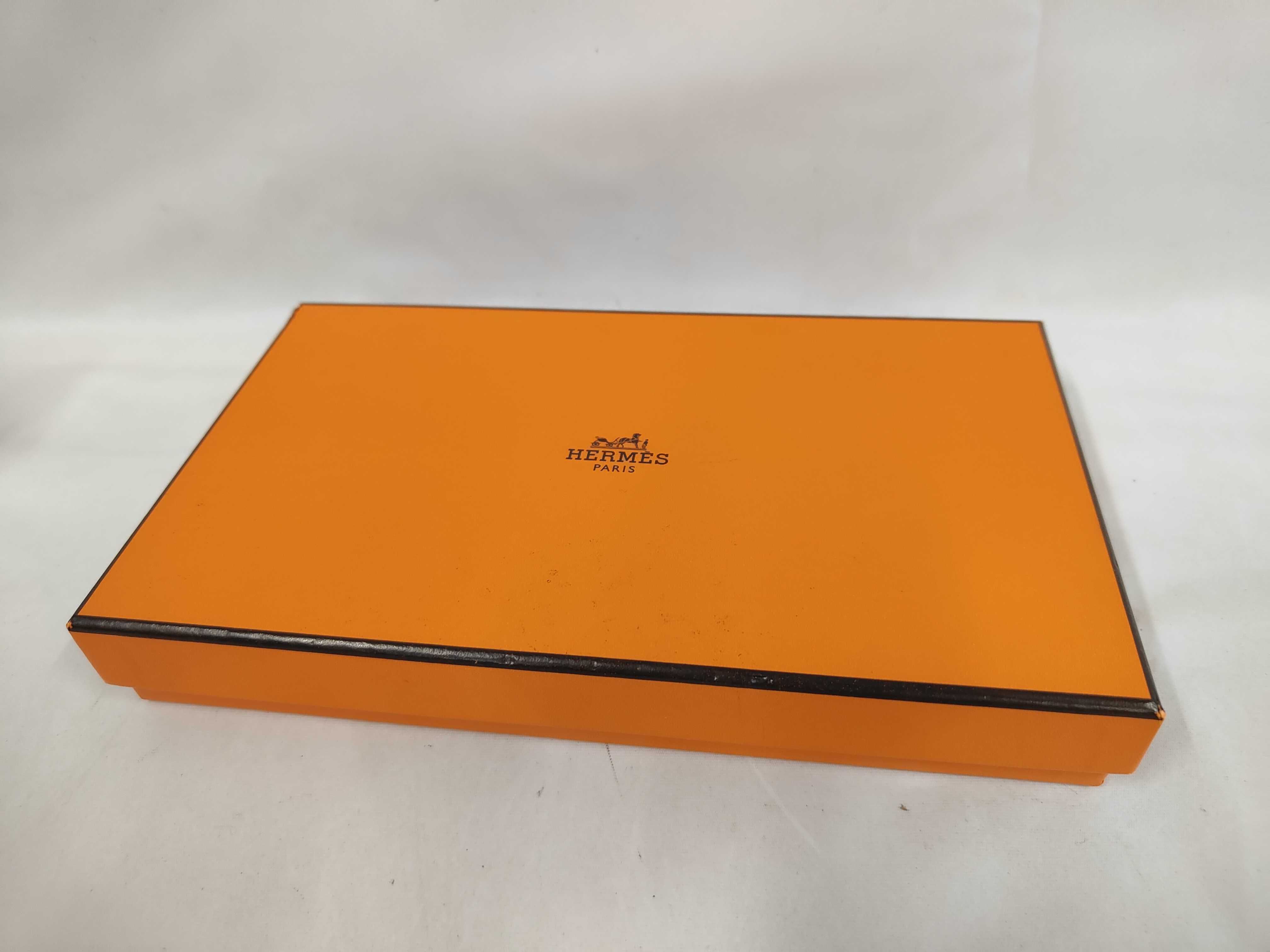 Azap Long Silk In Veau Epsom Round Zip Wallet — view 10
