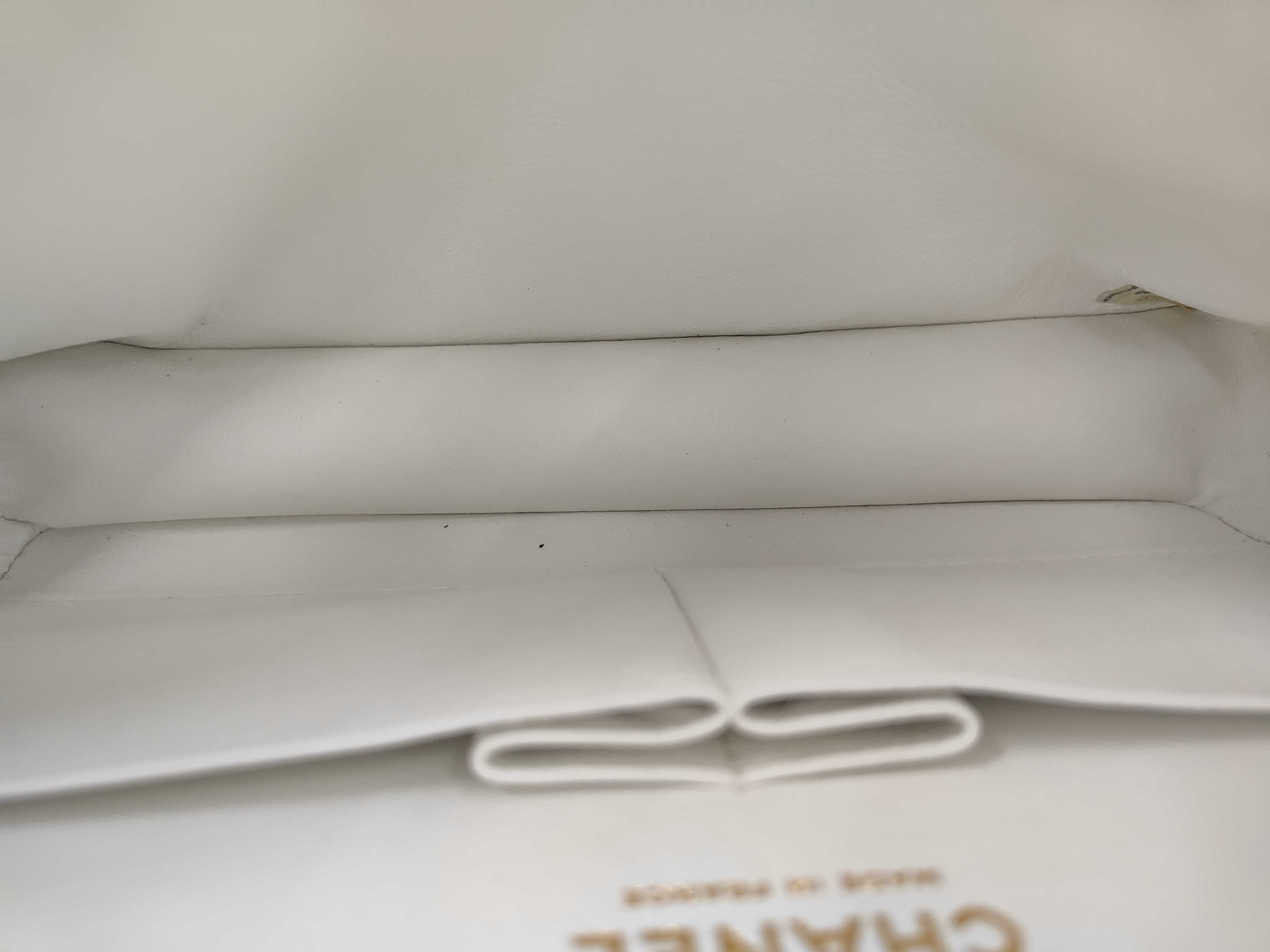 CF M Chain Bag — view 9