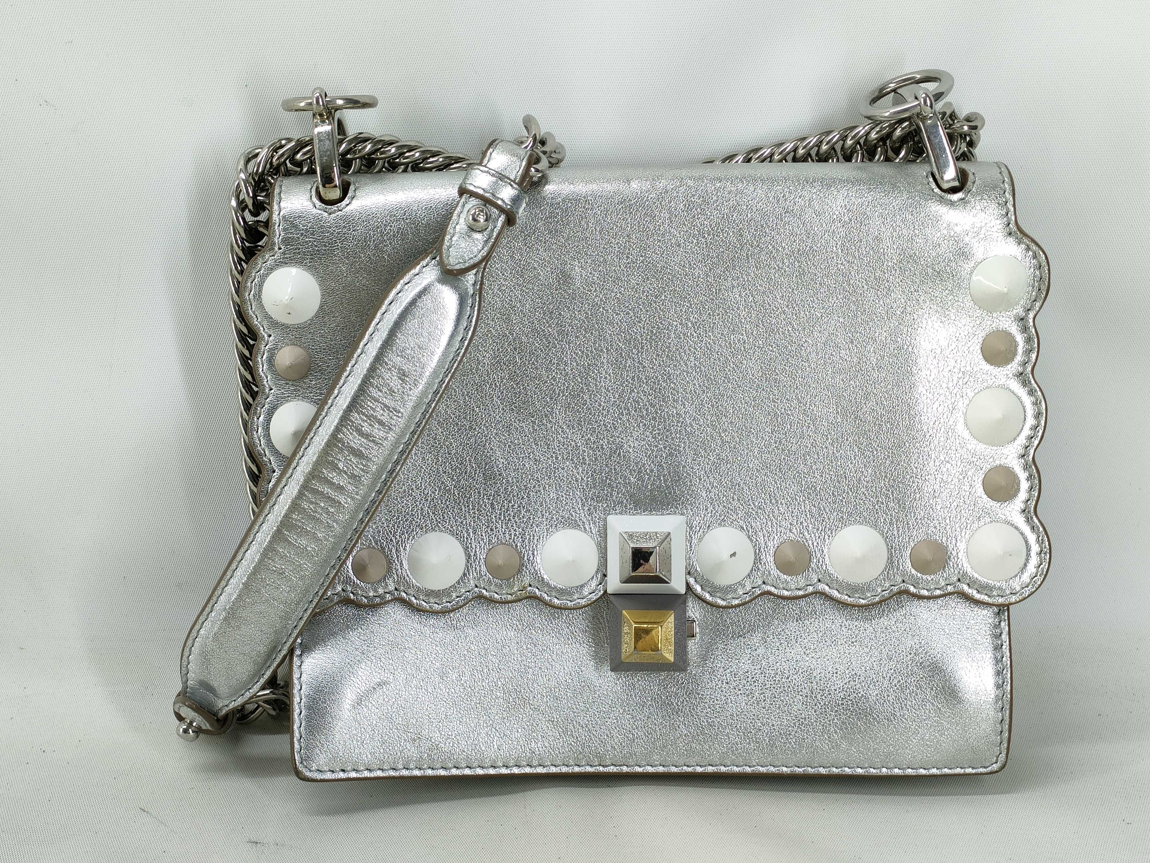 Kanai Shoulder Bag