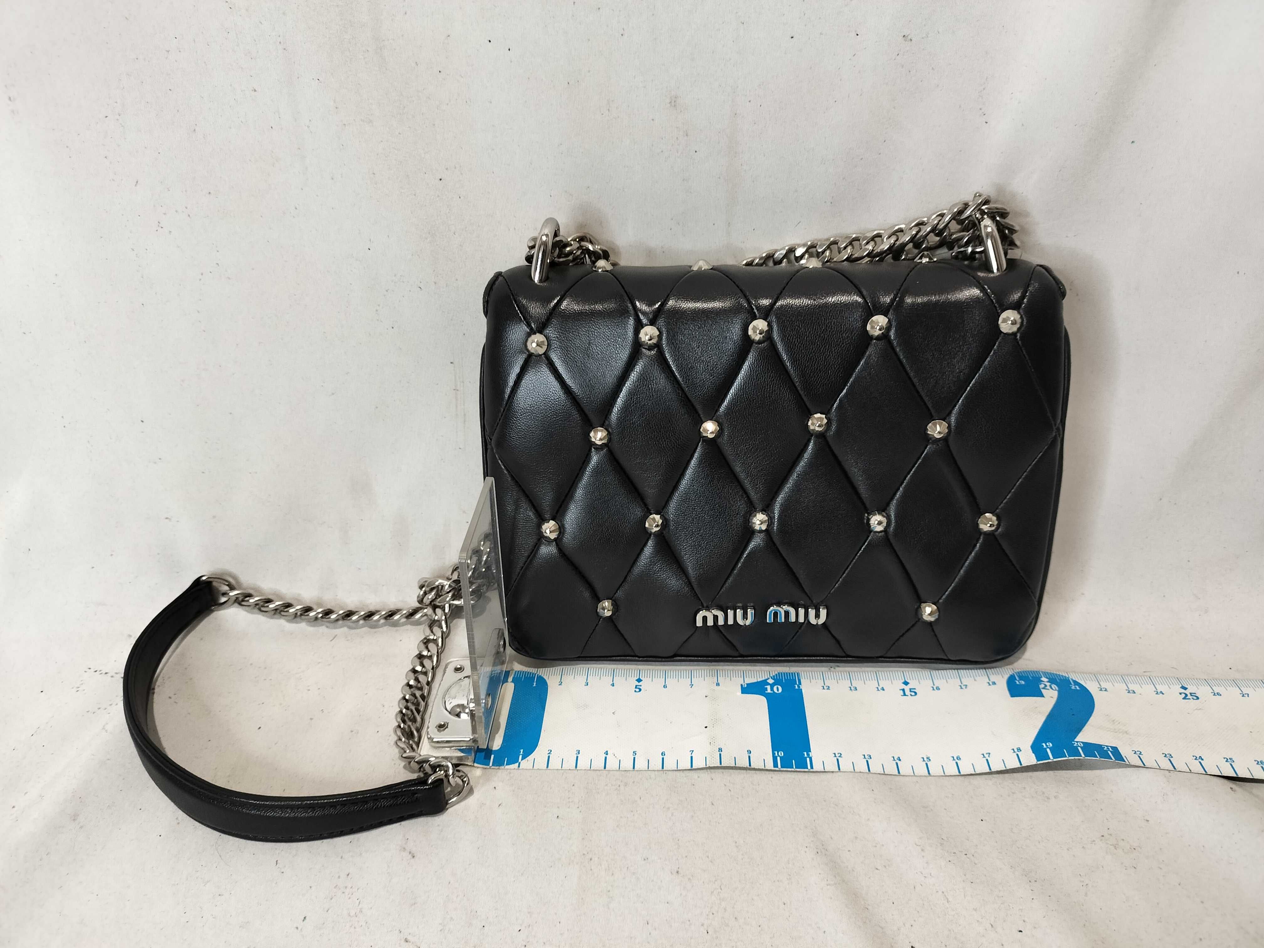 Studded Quilted Silver Chain Bag Shoulder Bag — view 3