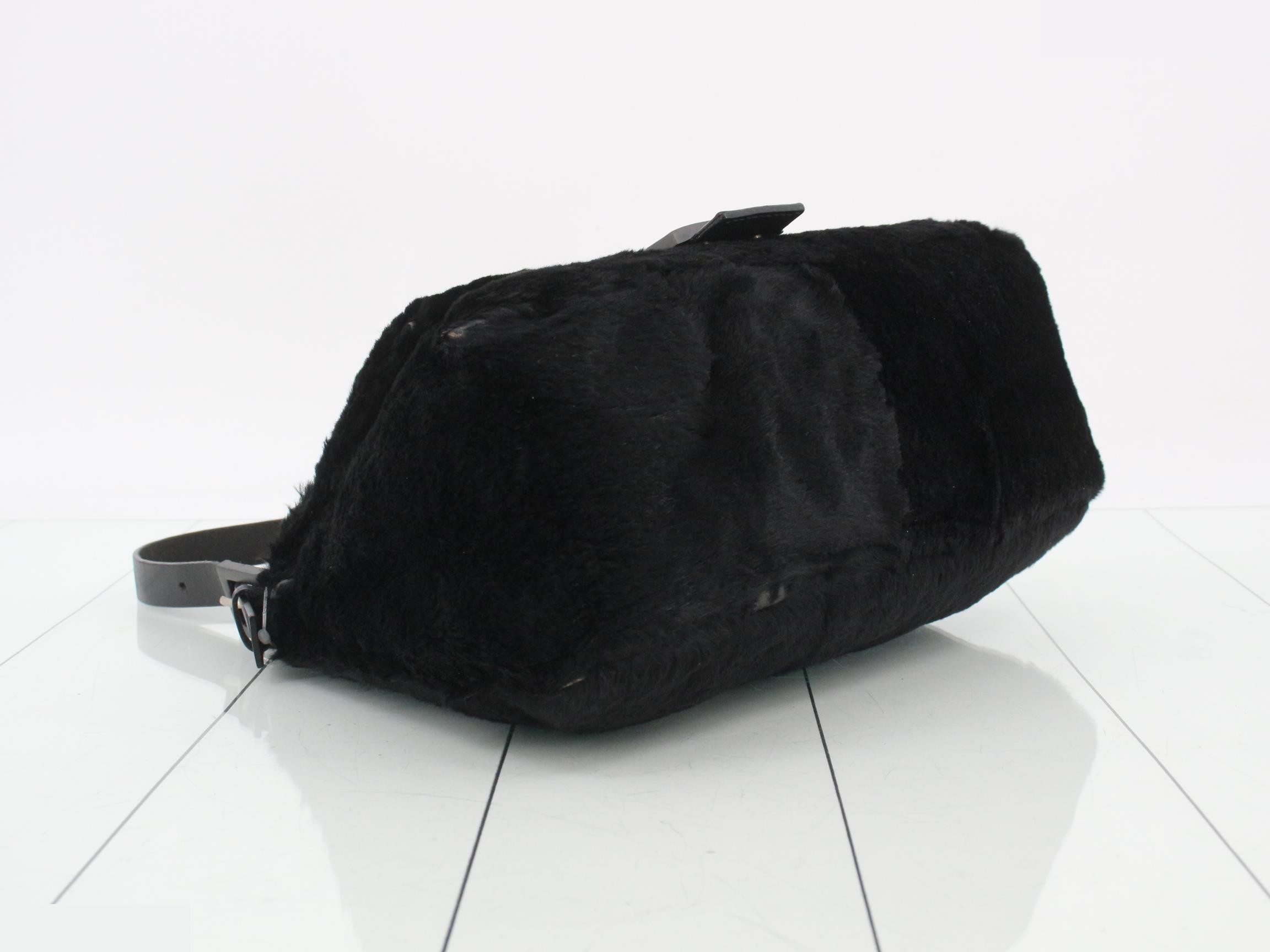 Mamma Baguette Fur One-Shoulder Bag — view 5