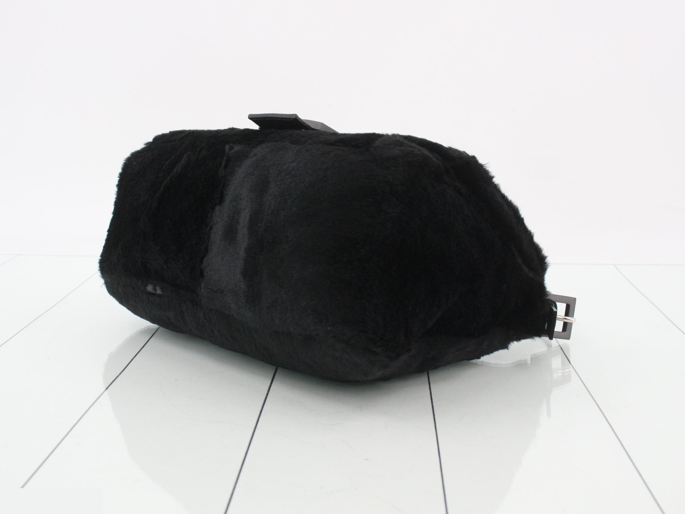 Mamma Baguette Fur One-Shoulder Bag — view 6