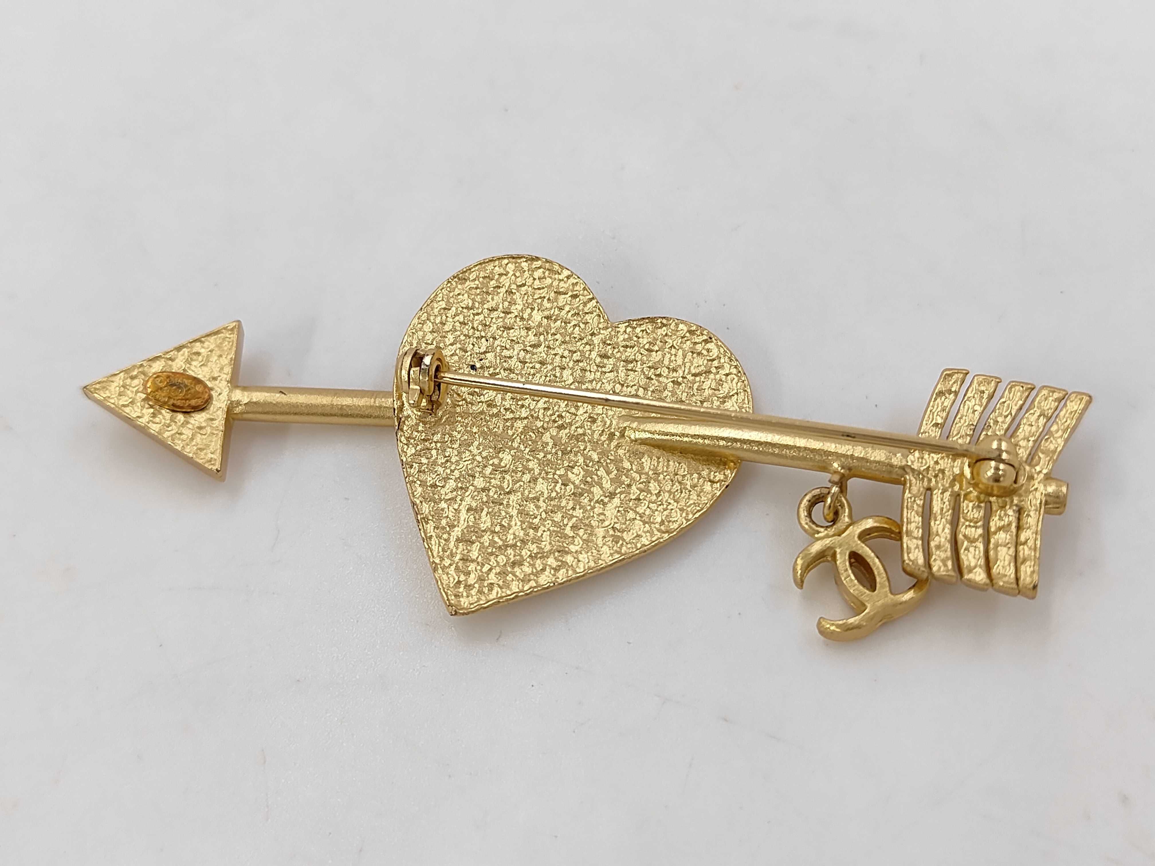 GP Brooch — view 2